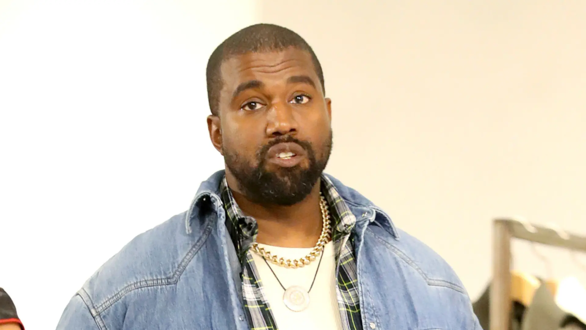 Kanye West recupera su cuenta de Twitter gracias a Elon Musk