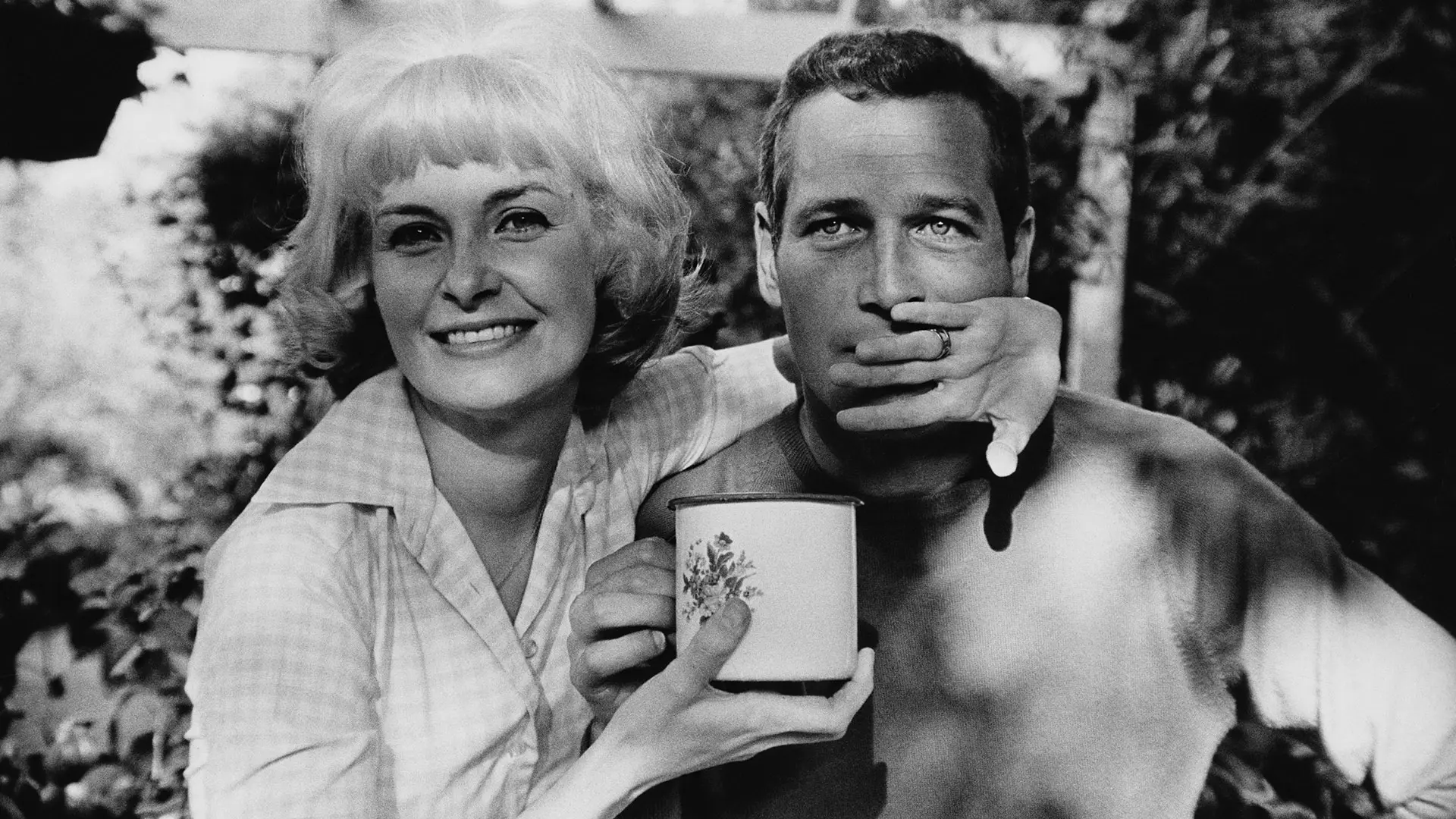 Subasta de recuerdos Paul Newman y Joanne Woodward: anillo y vestido de  novia