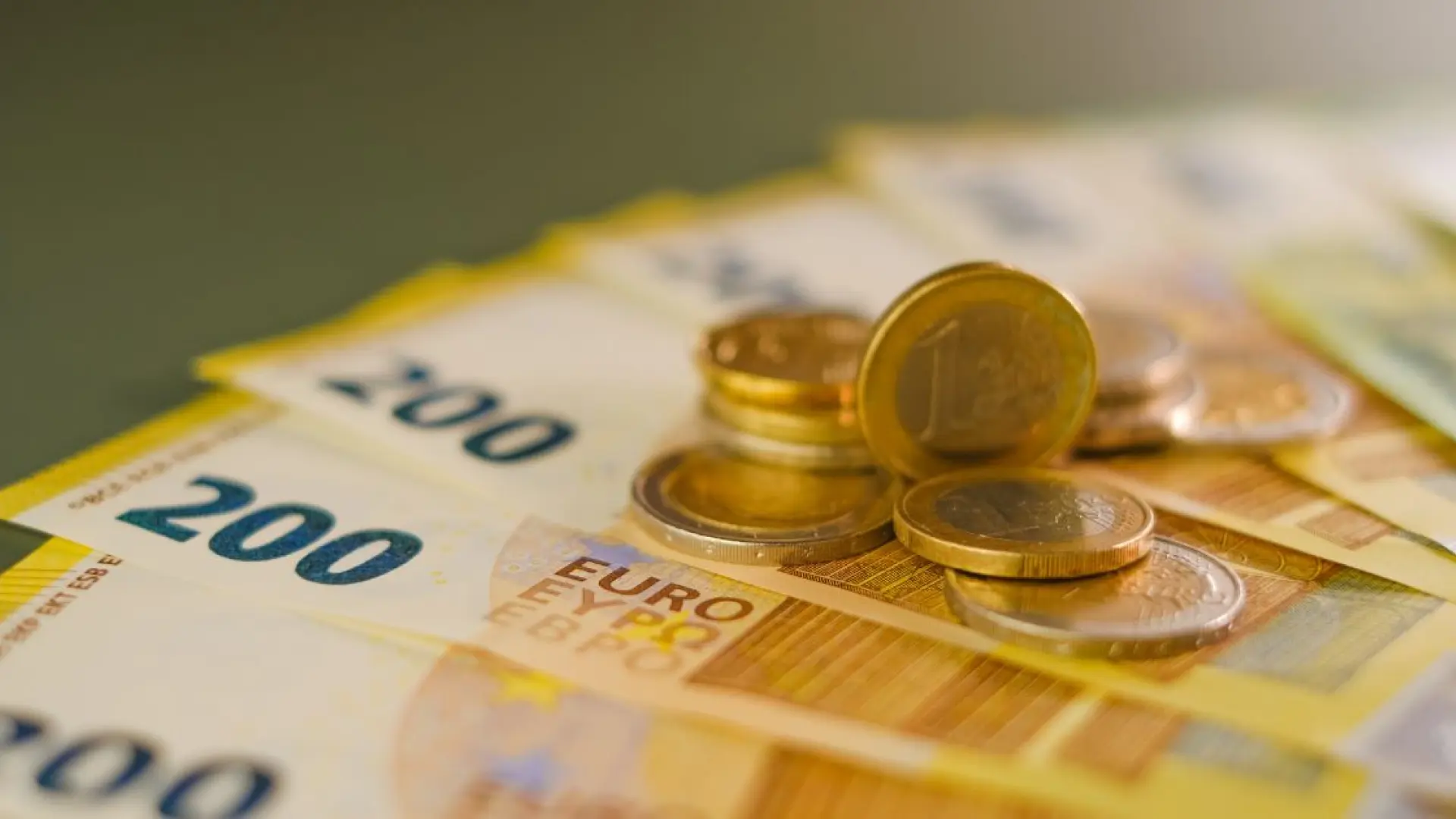 Esta es la fecha para solicitar el cheque de 200 euros para hacer la compra