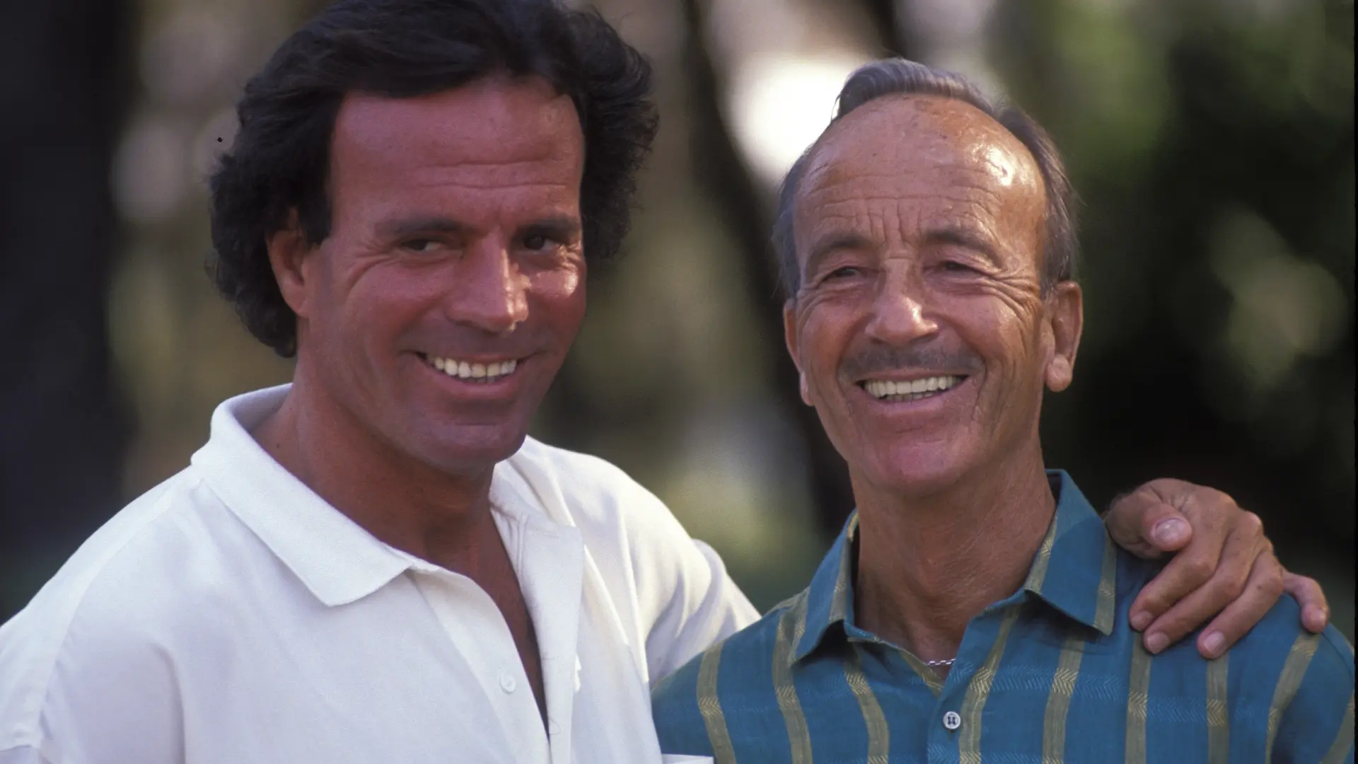 La casa de Julio Iglesias de Orense ya está lista, pero él no la habitará: la ha comprado para honrar a su padre, 'Papuchi'