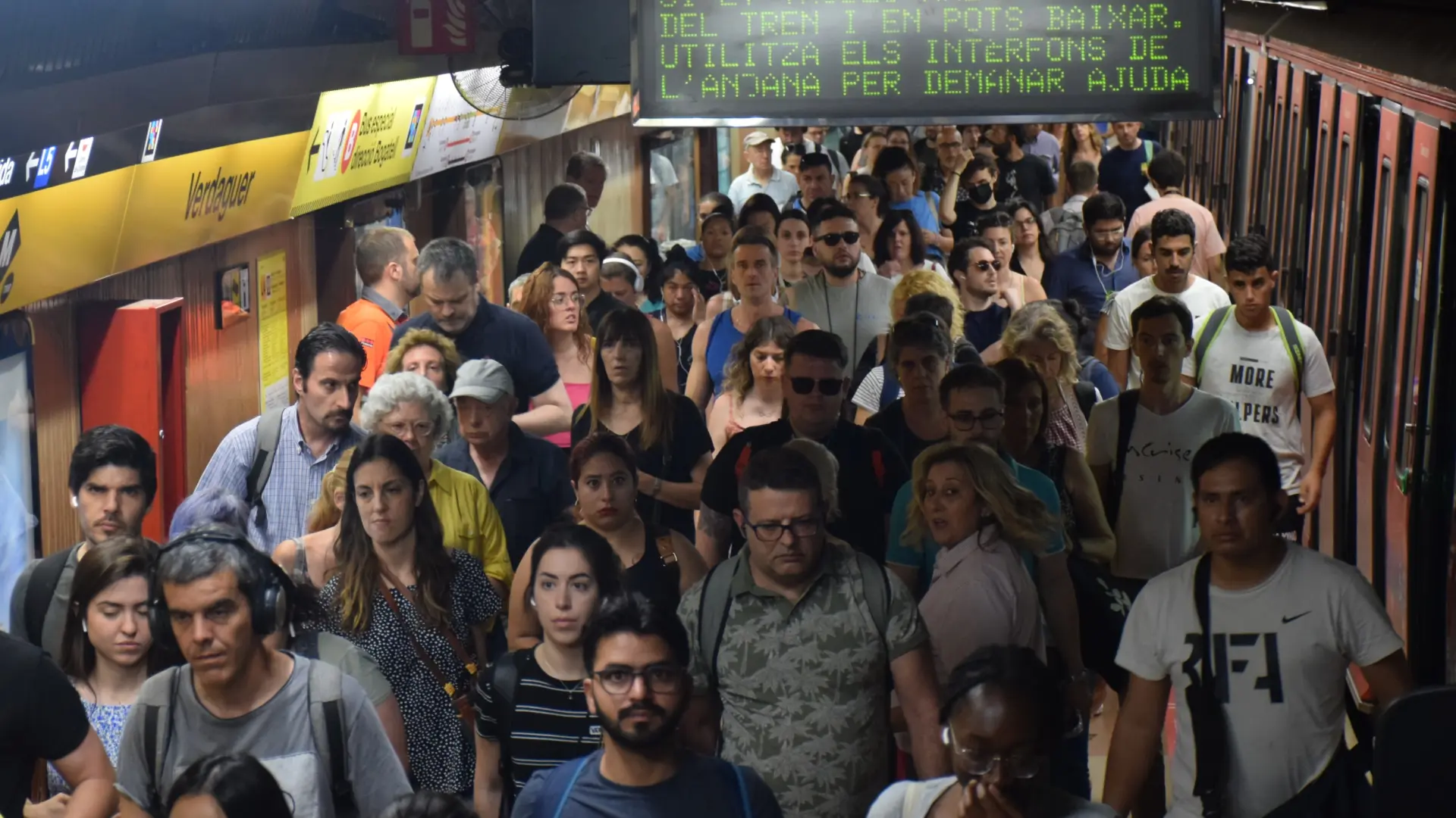 El Metro de Barcelona desplegará 138 trenes en Sant Jordi para garantizar la movilidad en la ciudad