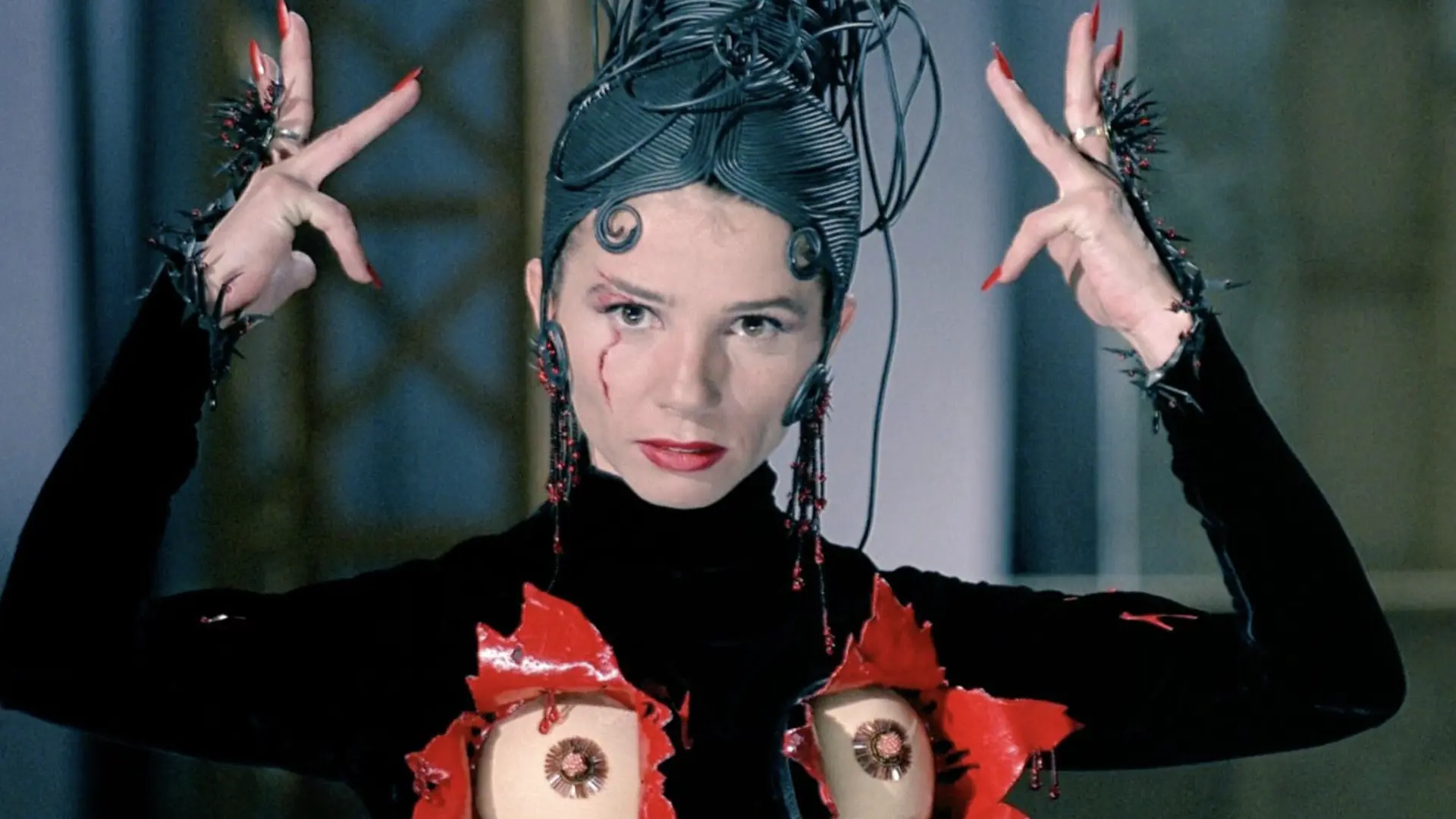 La tele que llaman "asusta viejas" el negocio de atemorizar Por