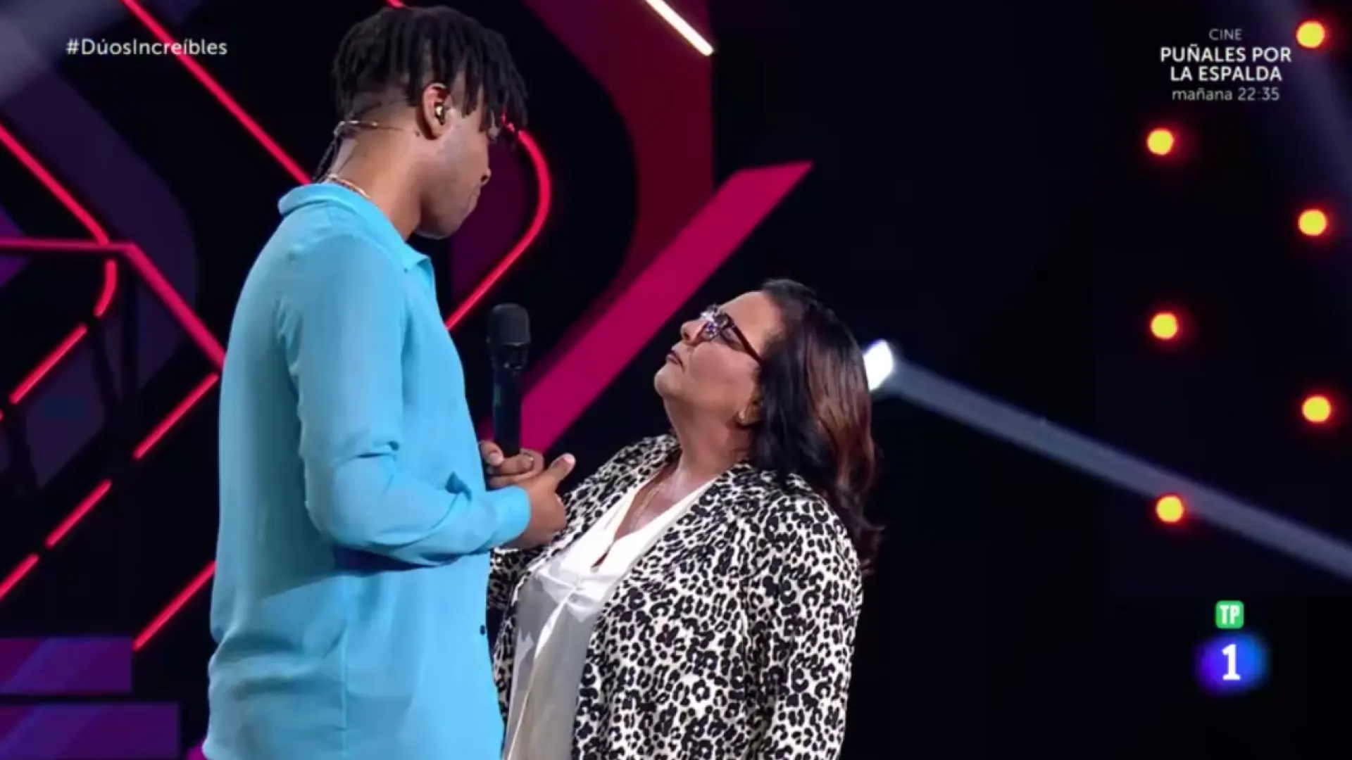 La desternillante pregunta de María del Monte a Famous Oberogo: “Buñu