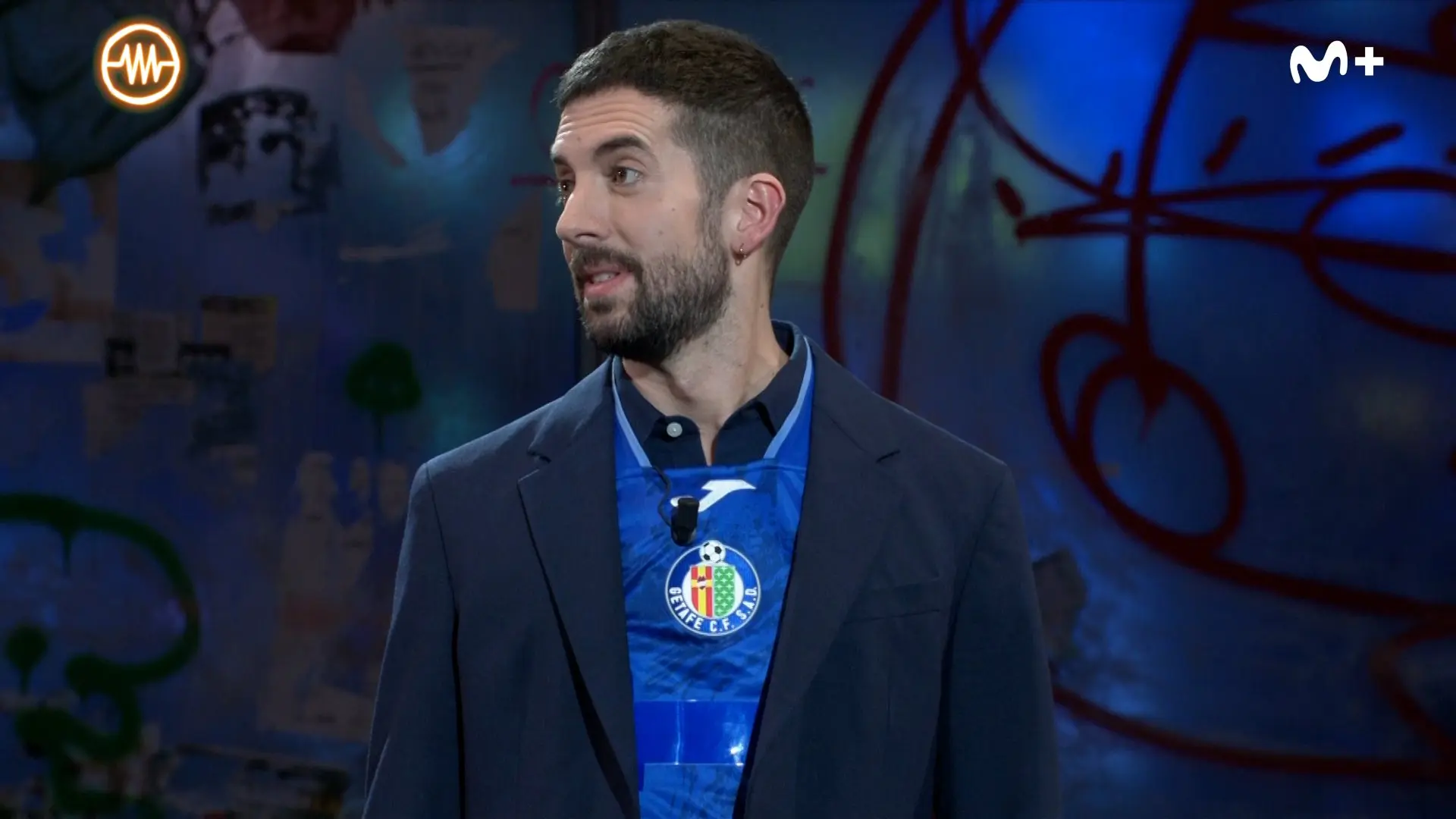 Broncano cumple su apuesta y presenta ‘La Resistencia’ con la camiseta