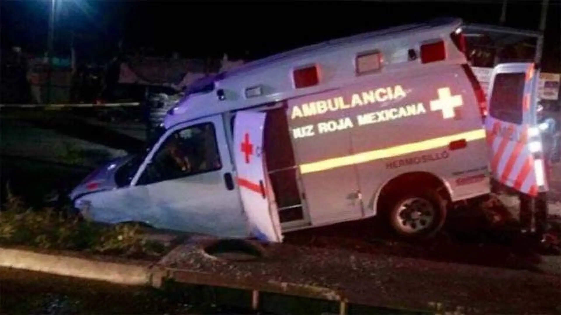 
         Un bache en la carretera devuelve la consciencia a una mujer con muerte cerebral 
    