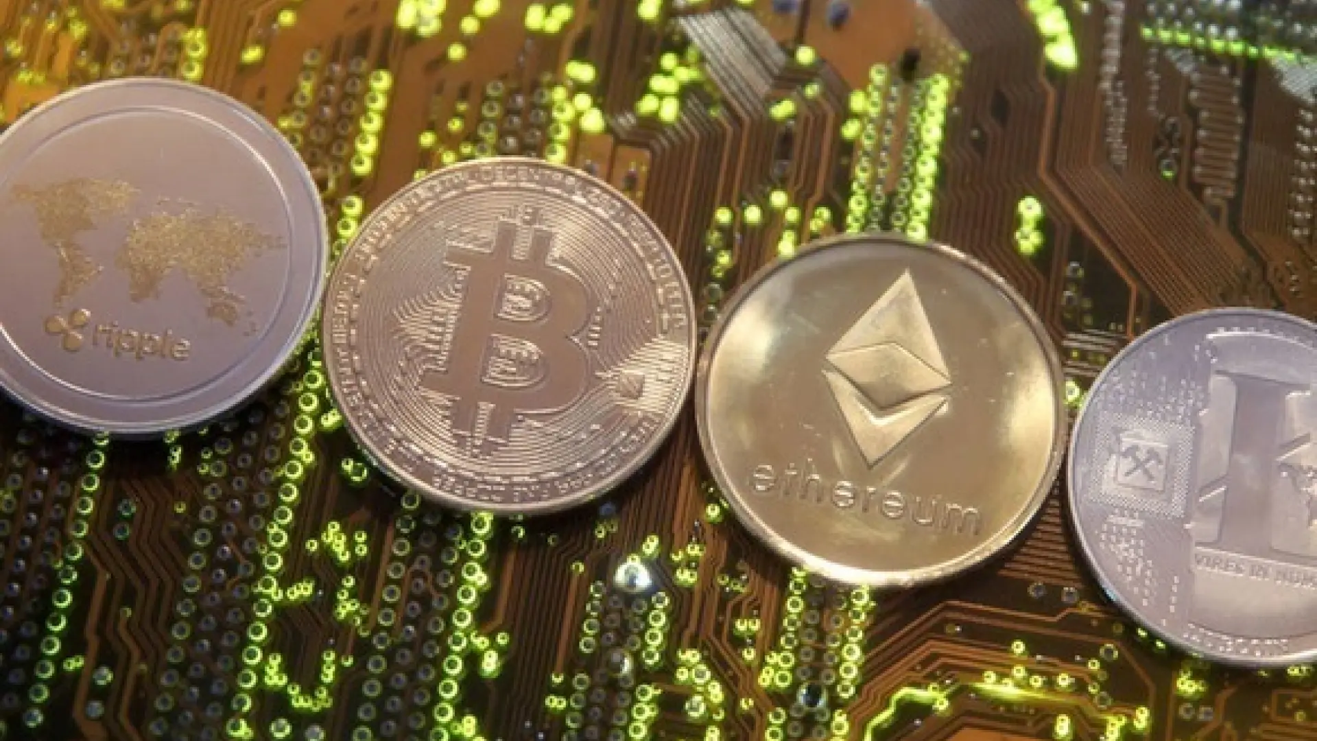 Así comunica Hacienda que en tu declaración tienes que incluir las  criptomonedas