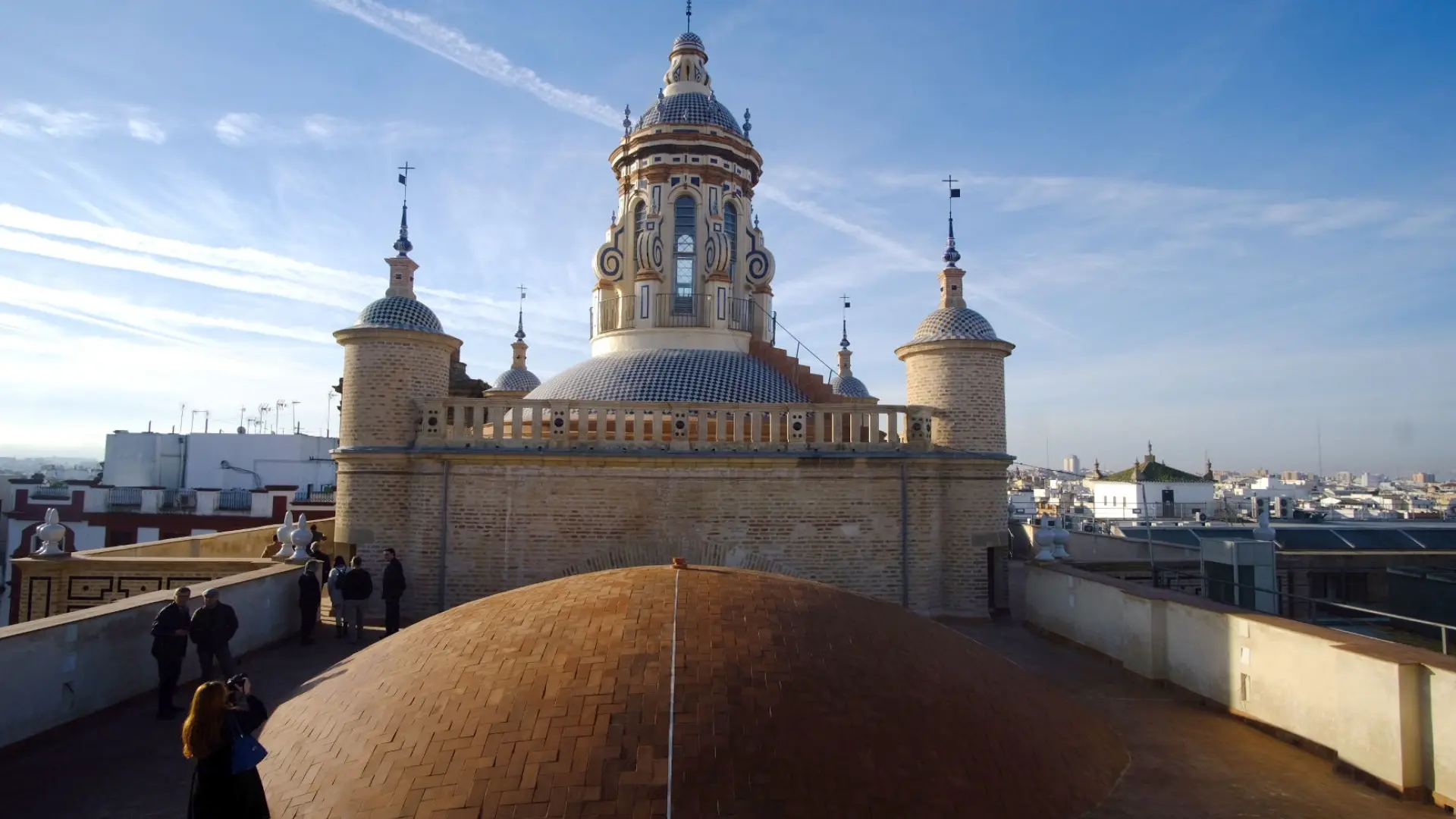Patrimonio da luz verde a restauraciones en la capilla de los Estudiantes, la iglesia de la Anunciación y el Parador de Carmona