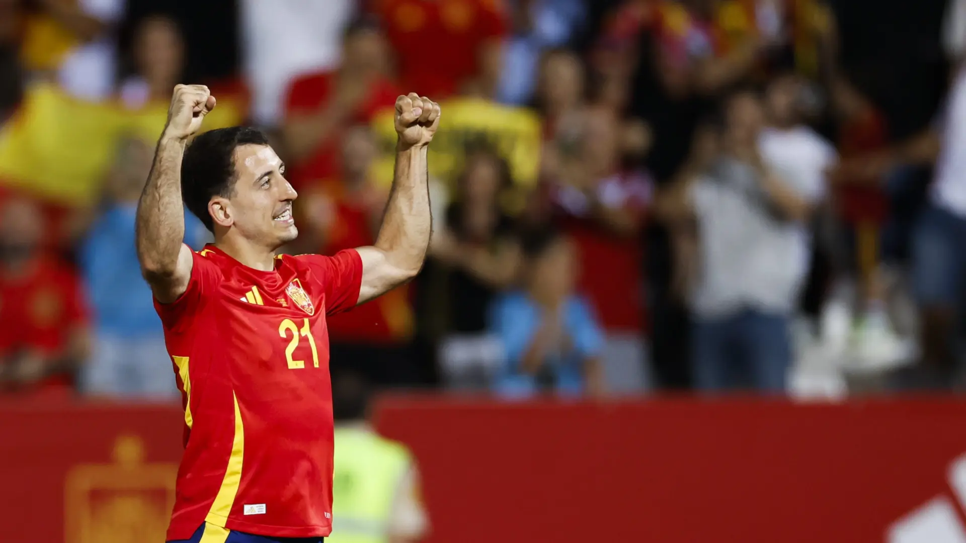 Así es Mikel Oyarzabal: judo, natación, fútbol y una cuadrilla de amigos intocable