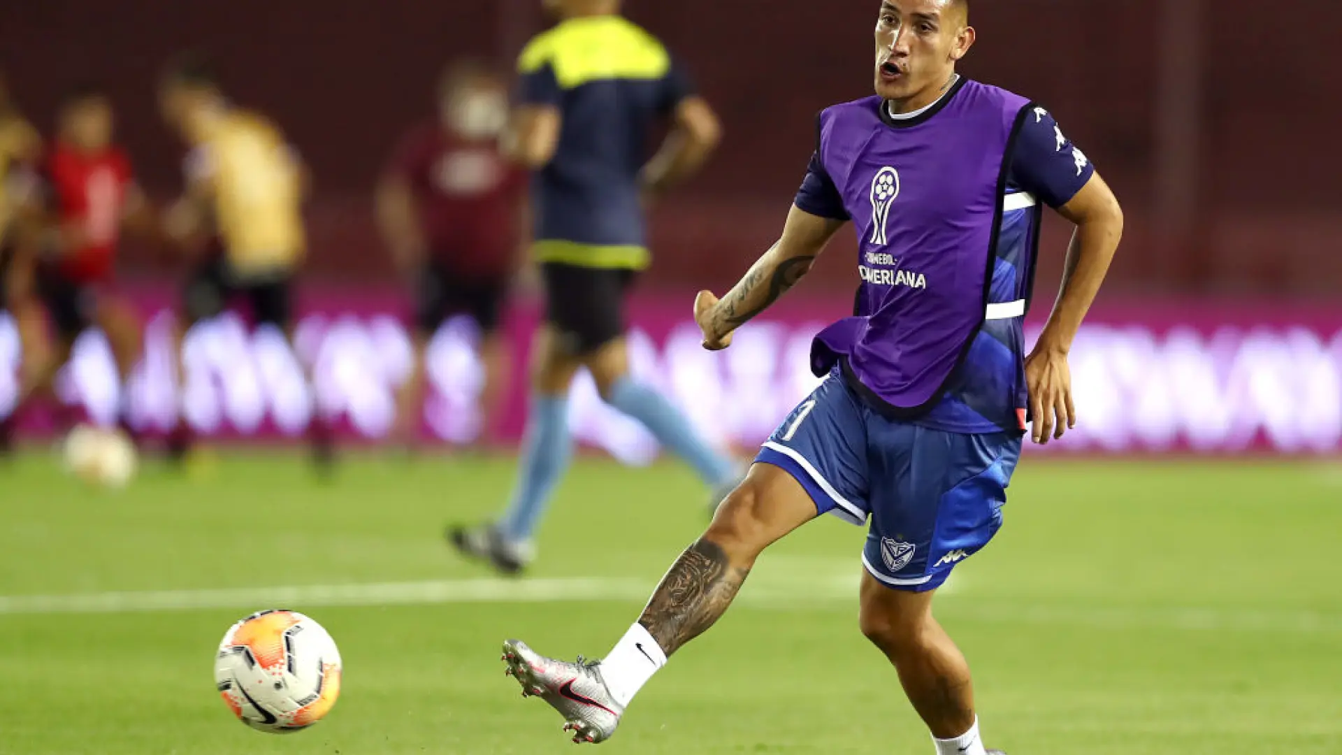 "Cortó el teléfono y no podemos localizarlo": preocupación en Argentina por Ricardo Centurión, jugador de Vélez desaparecido