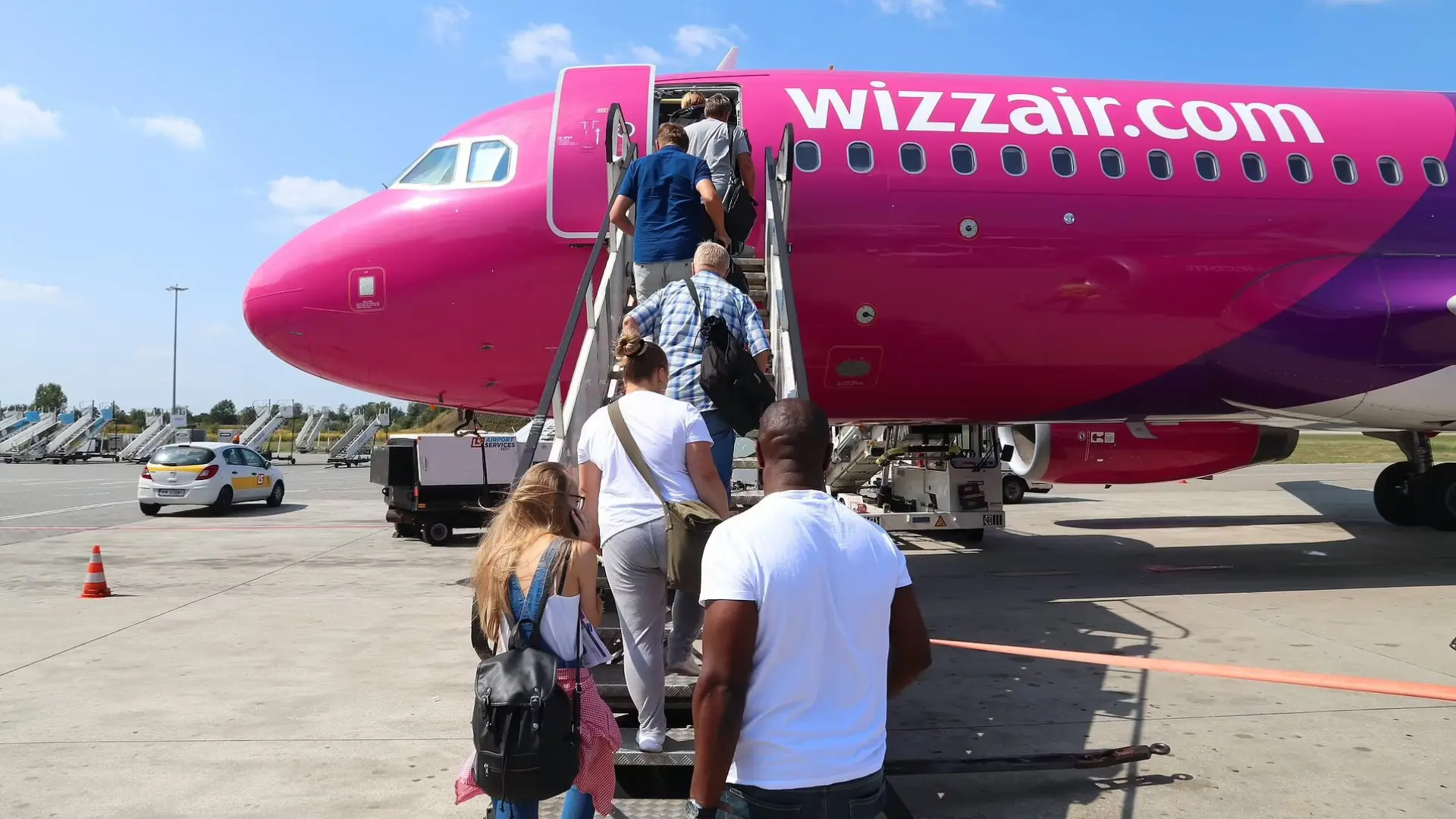 Wizz Air se desmarca de Ryanair: ve "competitivas" las tasas de Aena y se abre a cubrir el vacío de la irlandesa