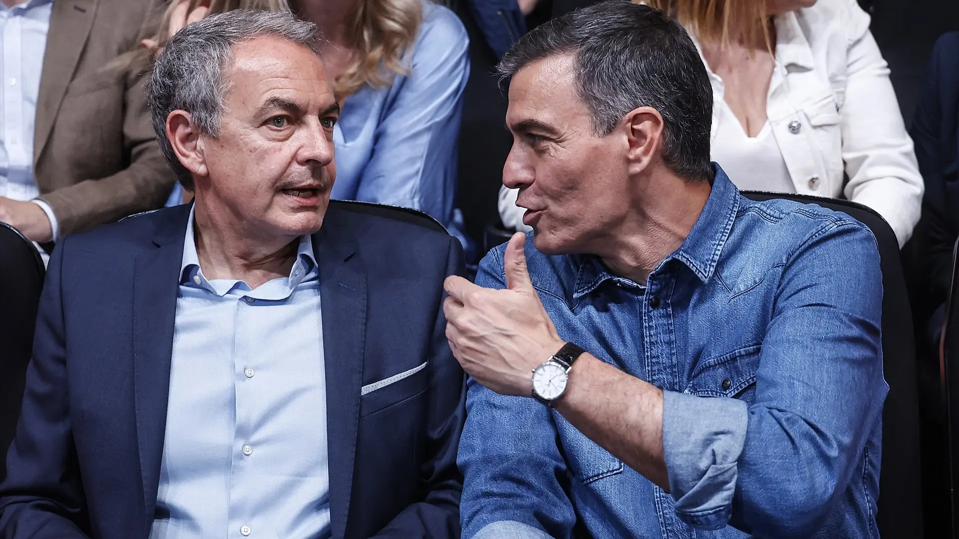 El silencio de Zapatero compromete la postura del Gobierno sobre Venezuela  y provoca las críticas del PP por "connivencia"