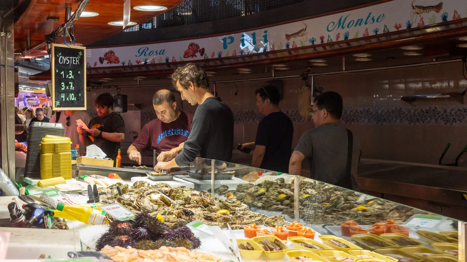 Barcelona prevé empezar las obras de renovación de la Boqueria en verano de 2026