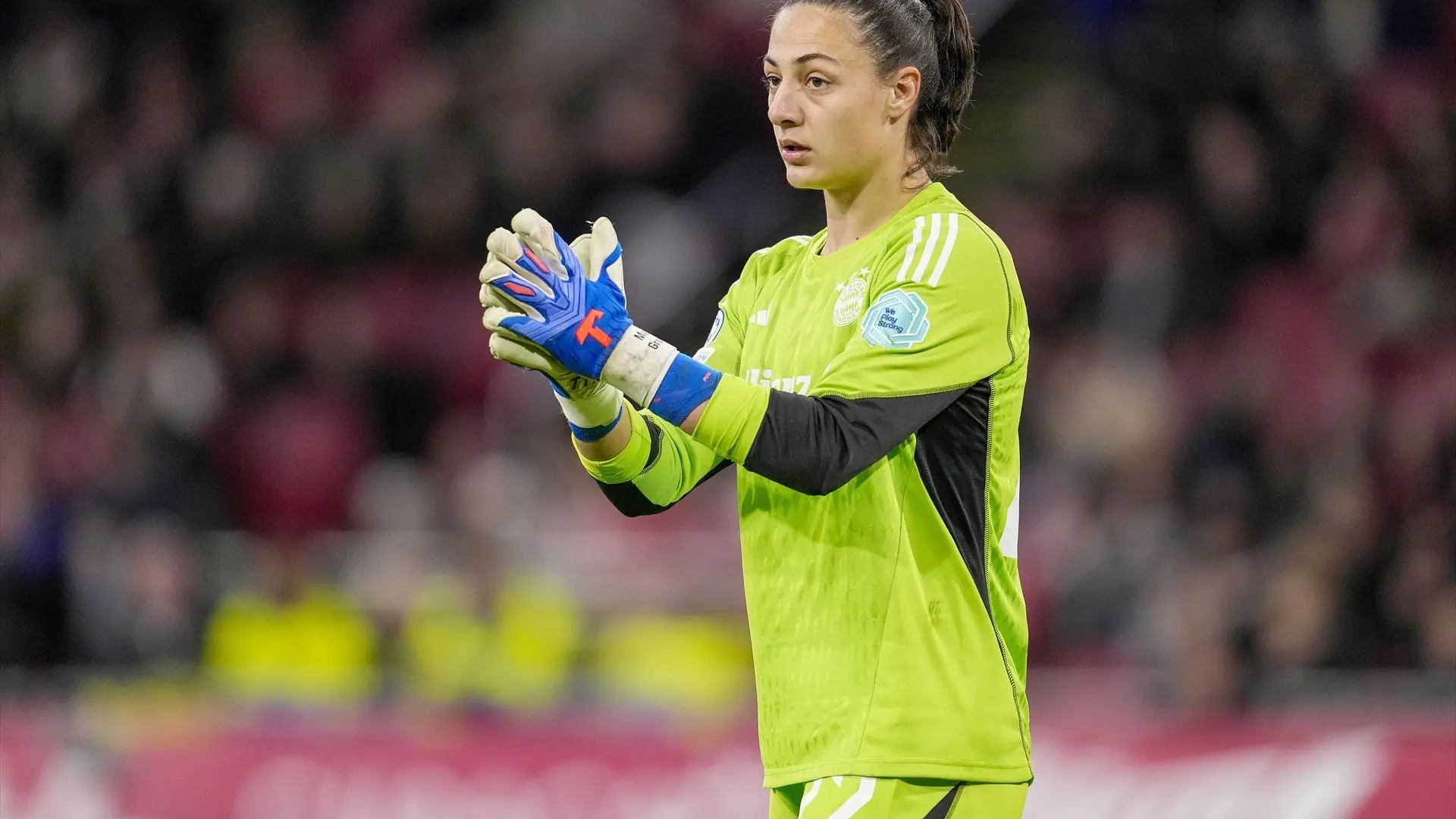 La portera del Bayern de Múnich Maria-Luisa Grohs anuncia que tiene cáncer