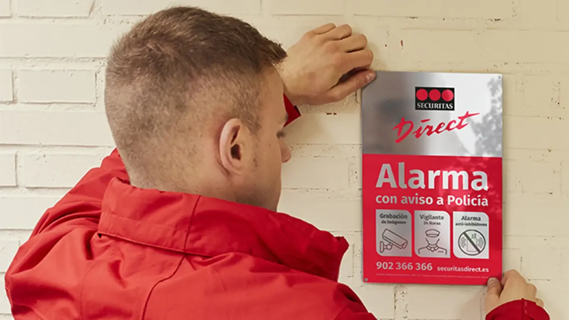 La multa por tener una pegatina de alarma en la puerta de casa sin contar con un sistema de seguridad real