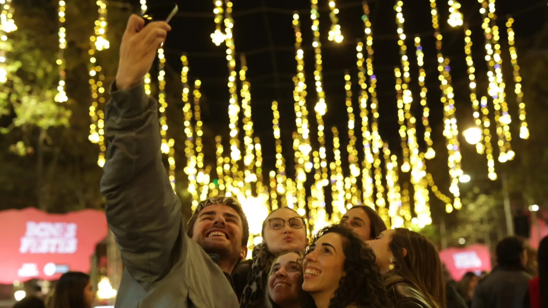 El alumbrado de las luces de Navidad se adelanta una semana en Barcelona y será el 22 de noviembre