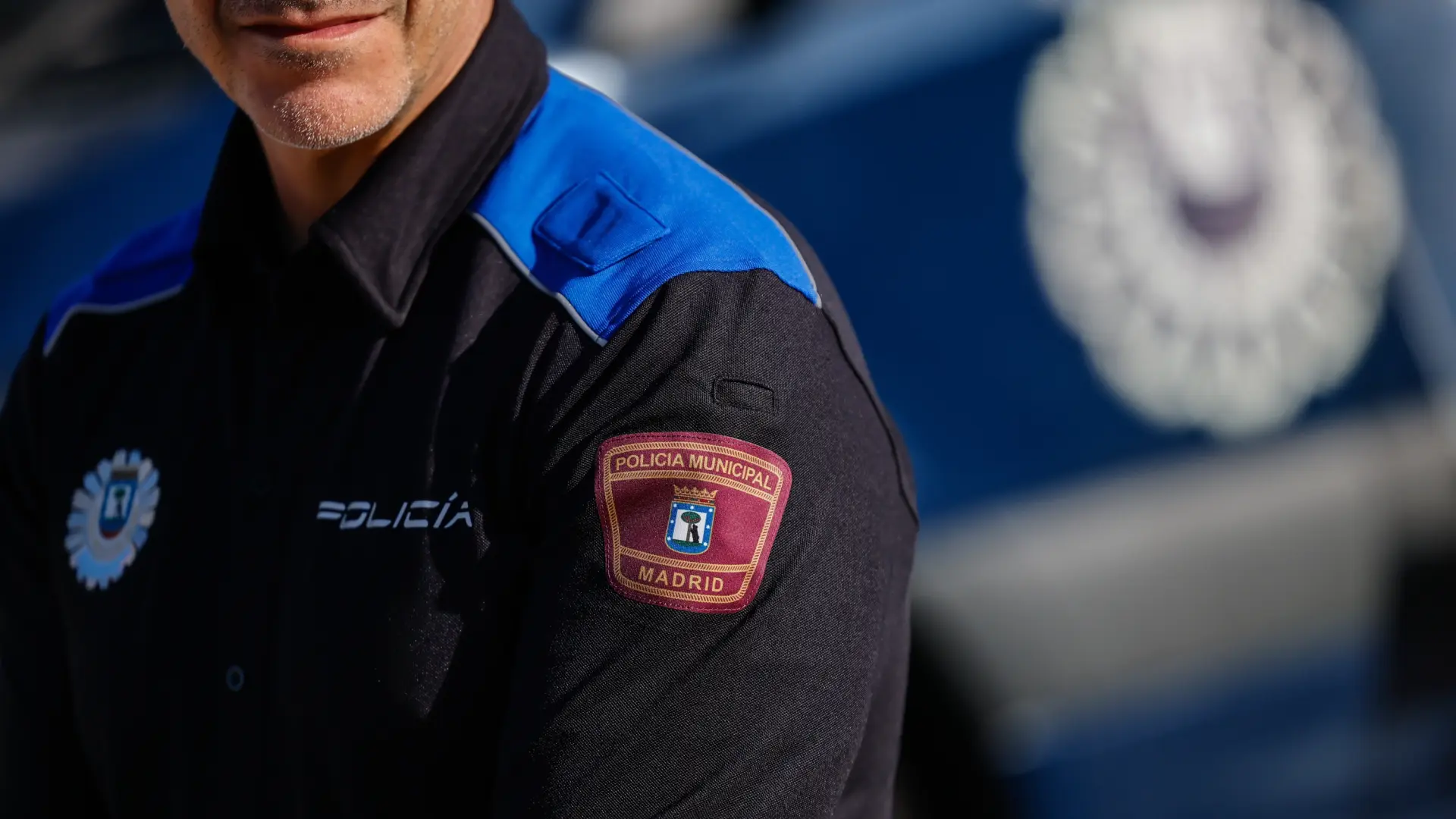 Detenidos dos matrimonios por dejar a sus hijos menores en un coche para irse de fiesta por Madrid