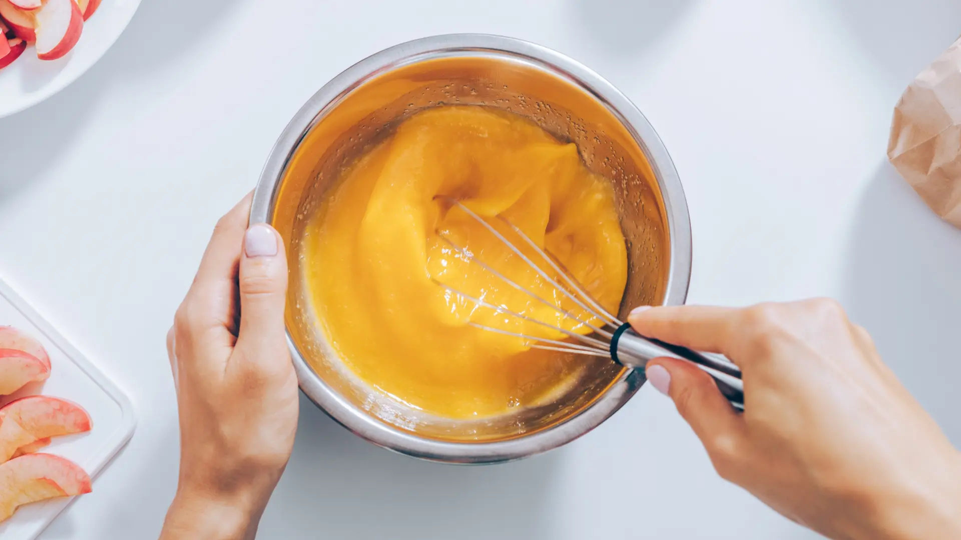 Batir los huevos, cuestión de aire: ¿con tenedor, cuchara o varillas?