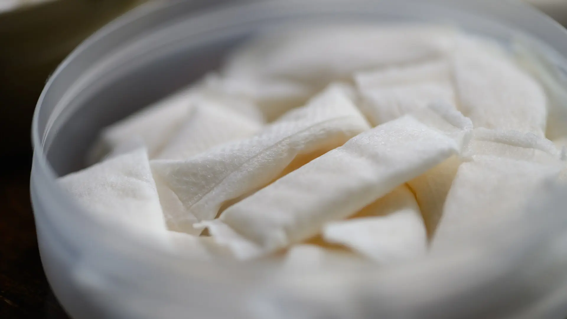 Francia prohibirá las bolsas de nicotina para proteger a los jóvenes de la adicción