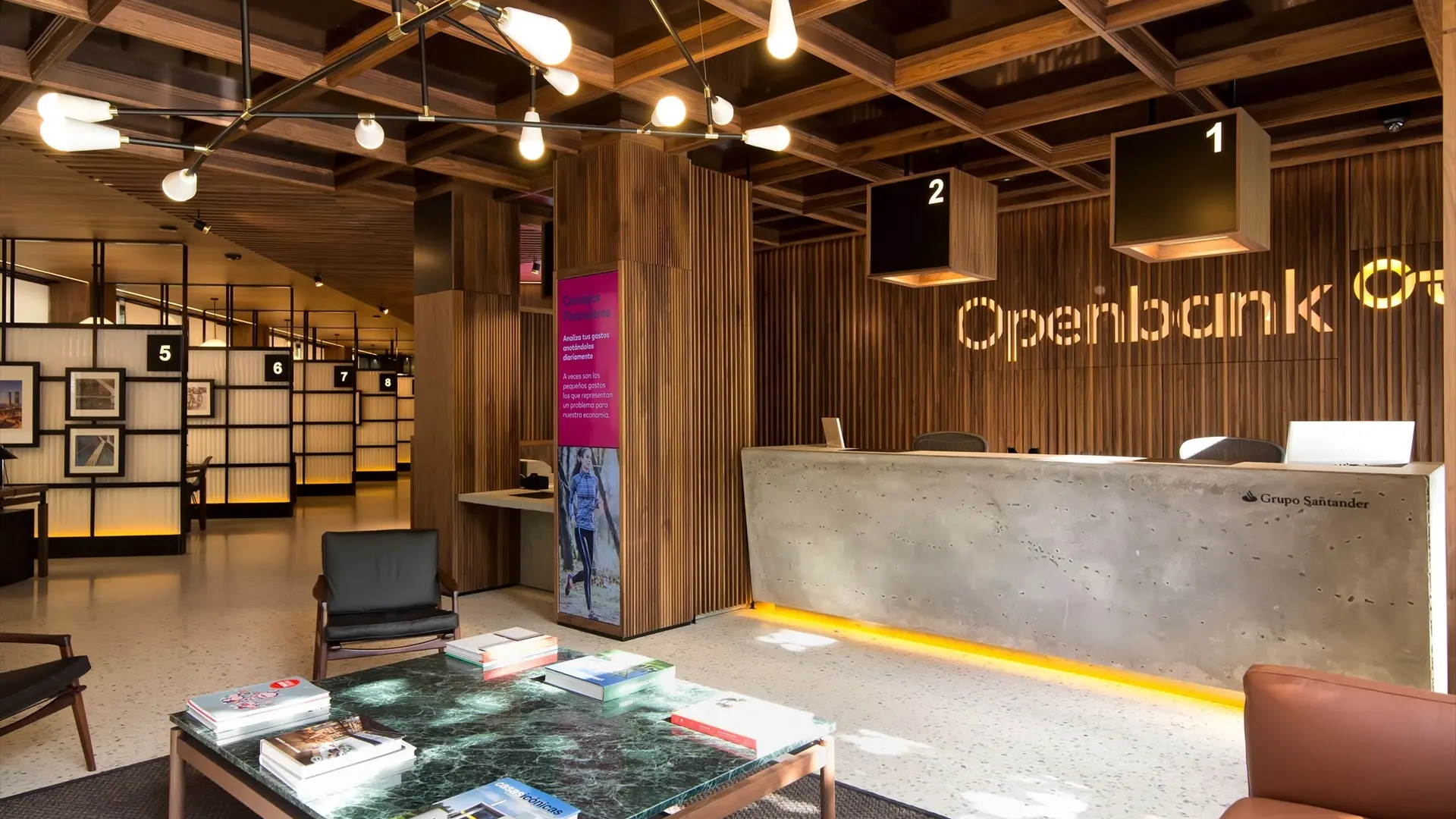 Openbank permitirá invertir en criptomonedas a partir de un euro en España