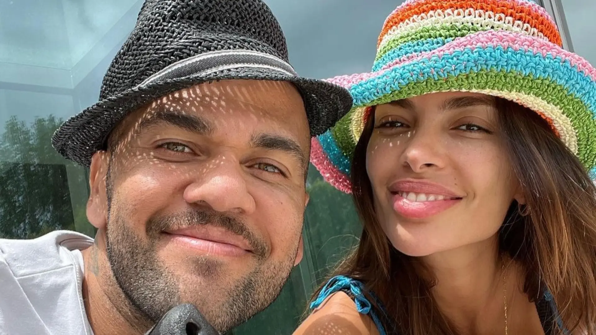 Nace en Barcelona la primera hija de Dani Alves y Joana Sanz