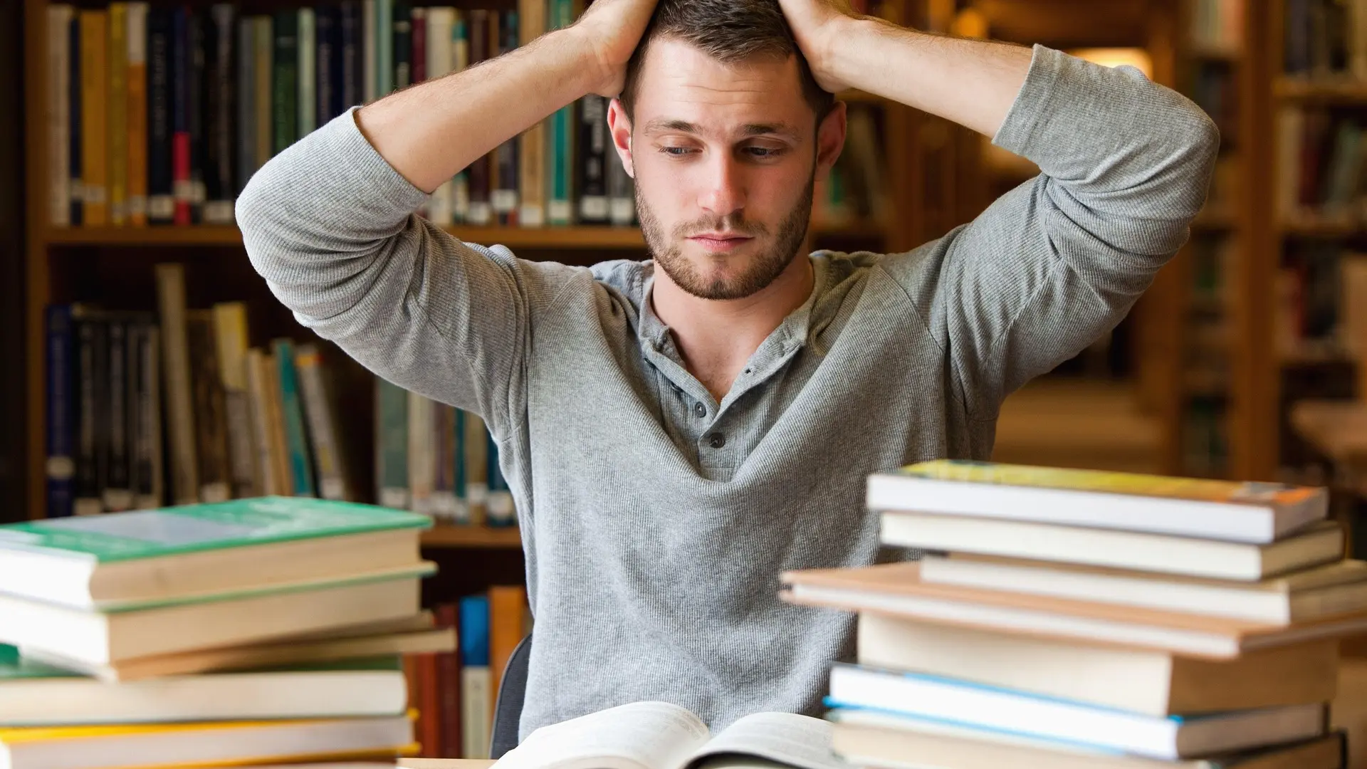 Alejandro Martínez, psiquiatra: "Si te enfadas con facilidad, te has hecho adicto al estrés"