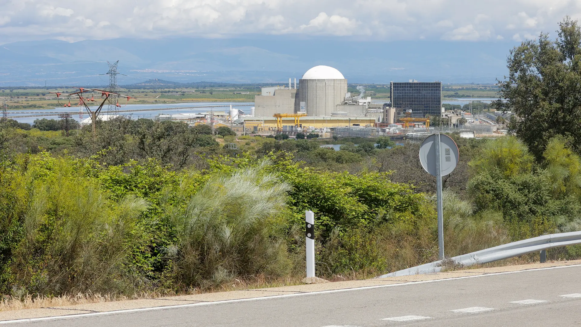 Almaraz ultima la documentación para el cierre de 2027 mientras muestra sus preparativos para el desmantelamiento