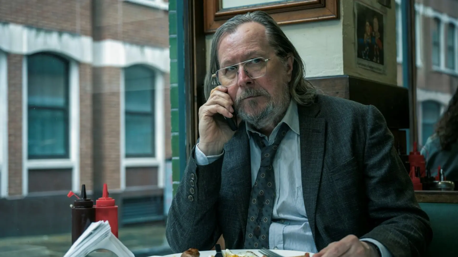 Caballos lentos contra espías de verdad: 'Slow Horses' y los mitos del espionaje británico