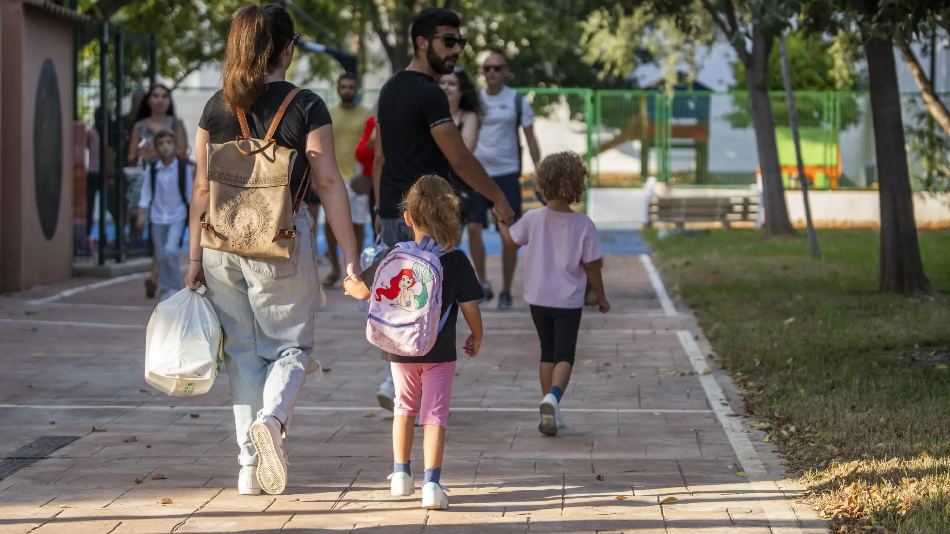 Trucos para ahorrar en la ropa con la vuelta al cole