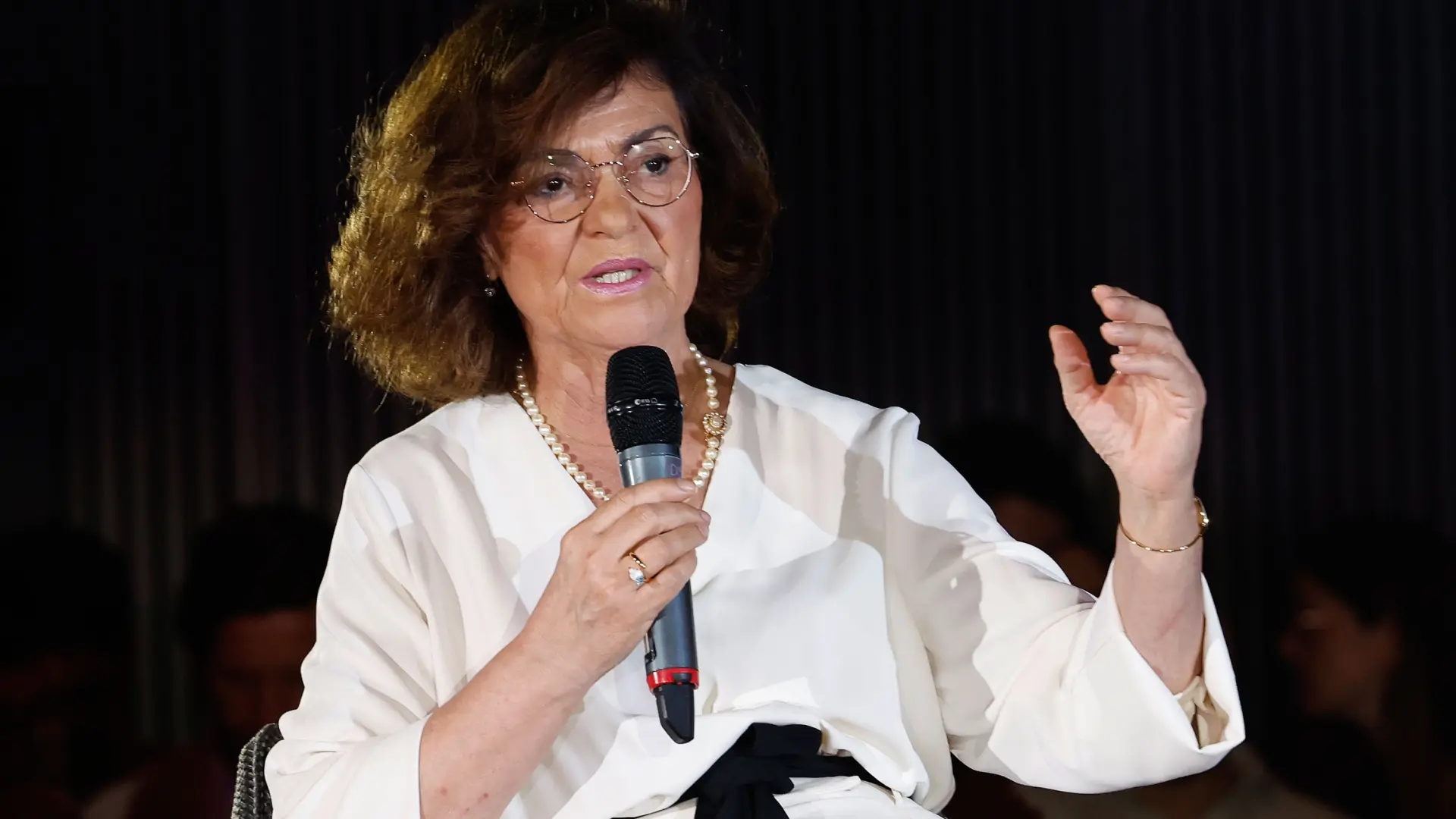 https://imagenes.20minutos.es/files/image_1920_1080/uploads/imagenes/2025/06/19/la-presidenta-del-consejo-de-estado-carmen-calvo-interviene-en-la-inauguracion-del-vi-gran-foro-anual-talent-este-jueves-en-madrid.jpeg
