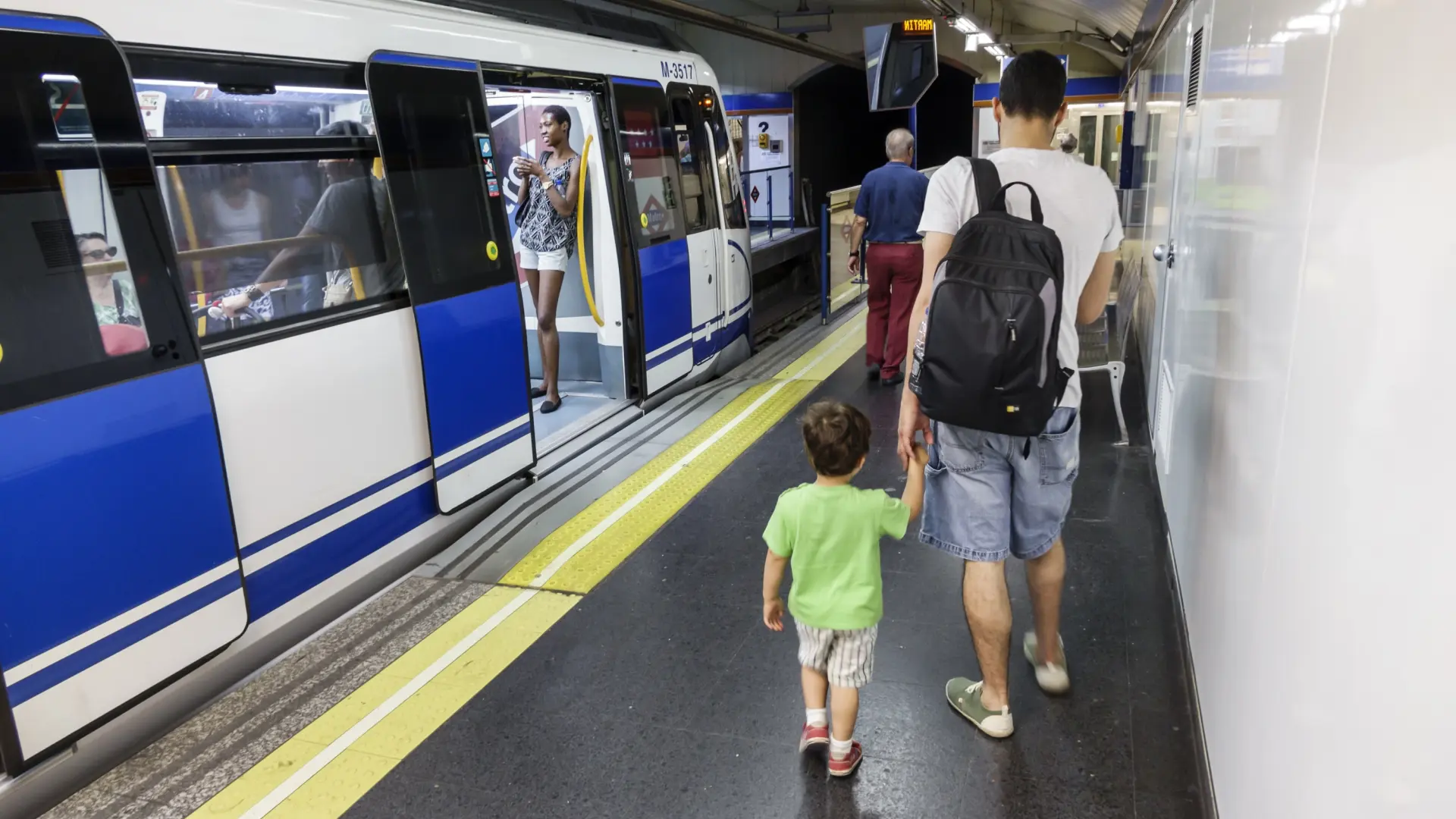 ¿Qué es el Abono 7-14? Así es como podrás viajar gratis en el transporte público de Madrid desde el 1 de julio thumbnail