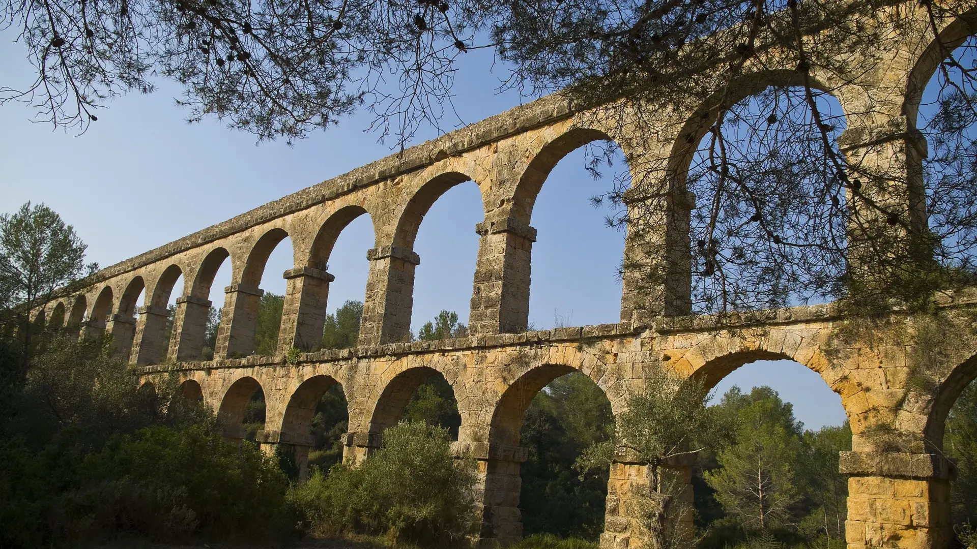 
         Las famosas ruinas romanas de Tarragona que cada vez son más difíciles de visitar 
    