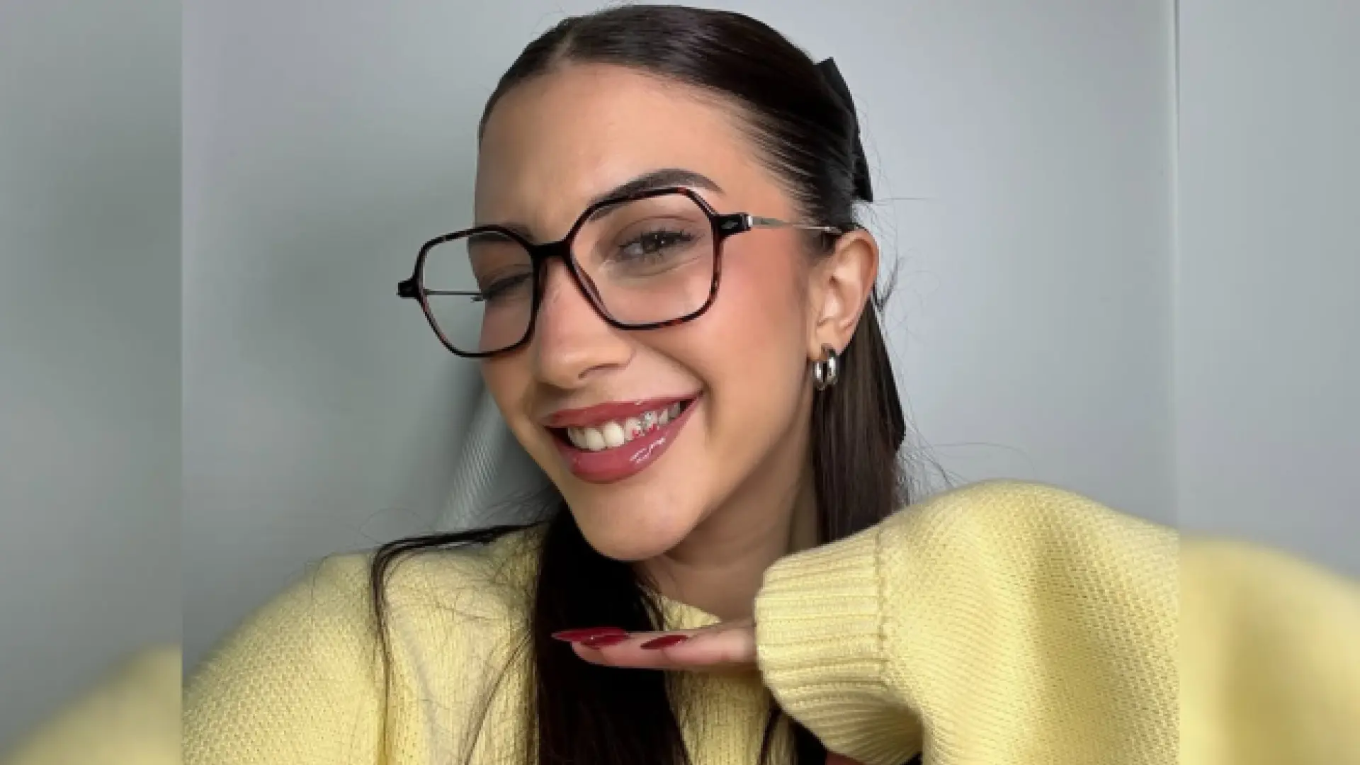 Naomi Asensi, preocupada por el estado de uno de sus tatuajes: "Cada vez está peor"