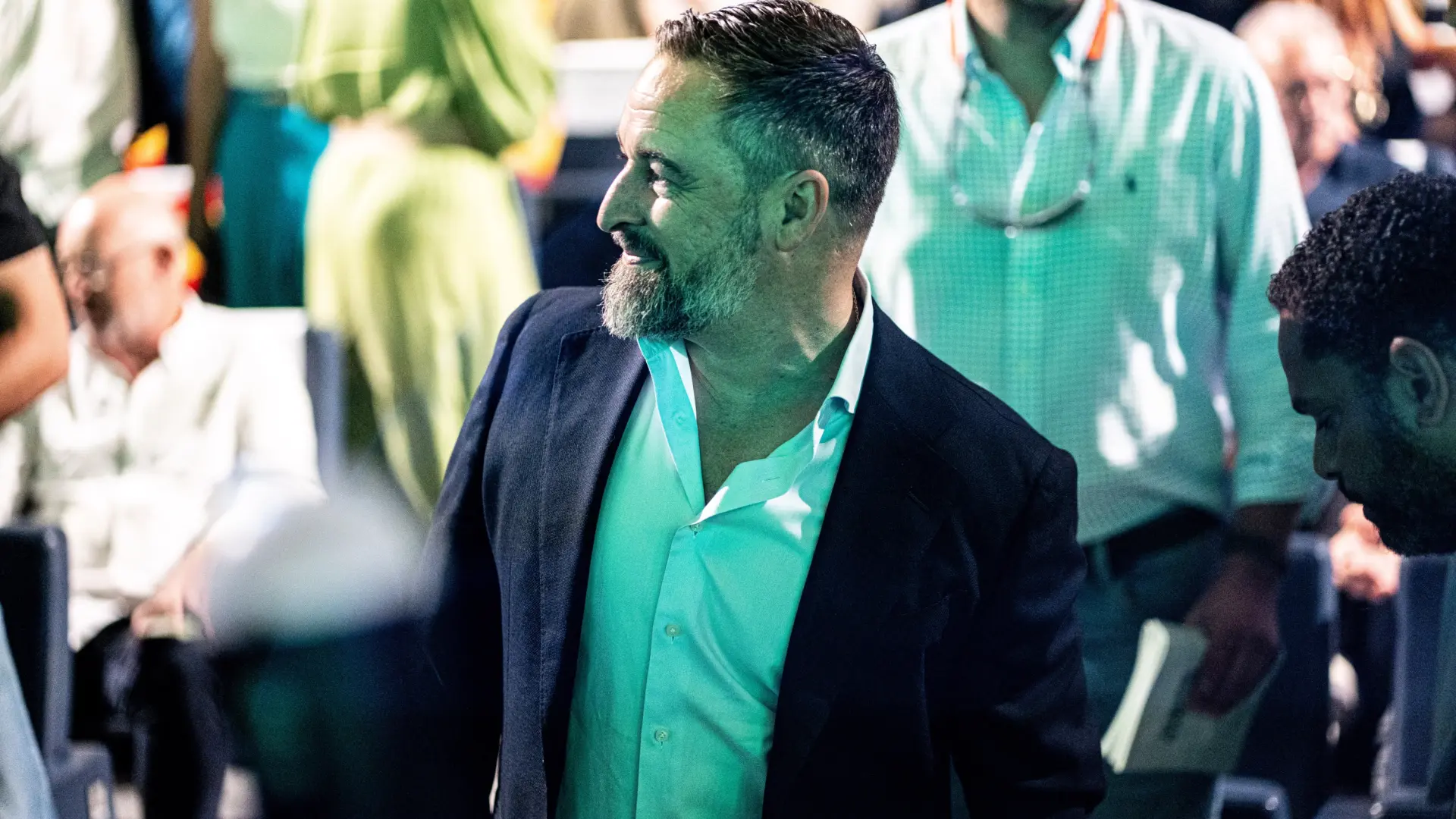 Abascal, sobre Feijóo: "Tiene mucha prisa por llegar, espera que caiga la fruta madura, pero no ambiciona nada"