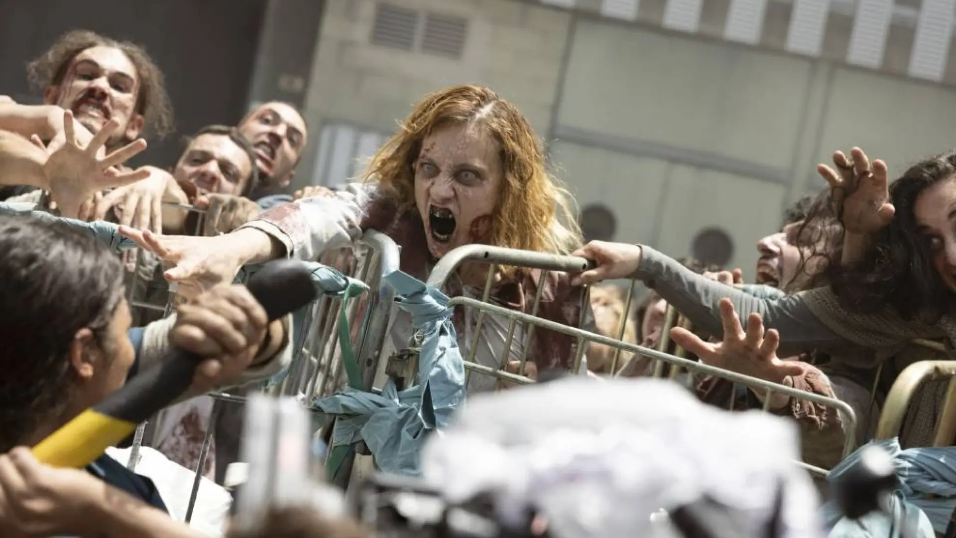 
         Los zombis españoles también regresarán: 'Apocalipsis Z: Parte II' inicia su rodaje 
    