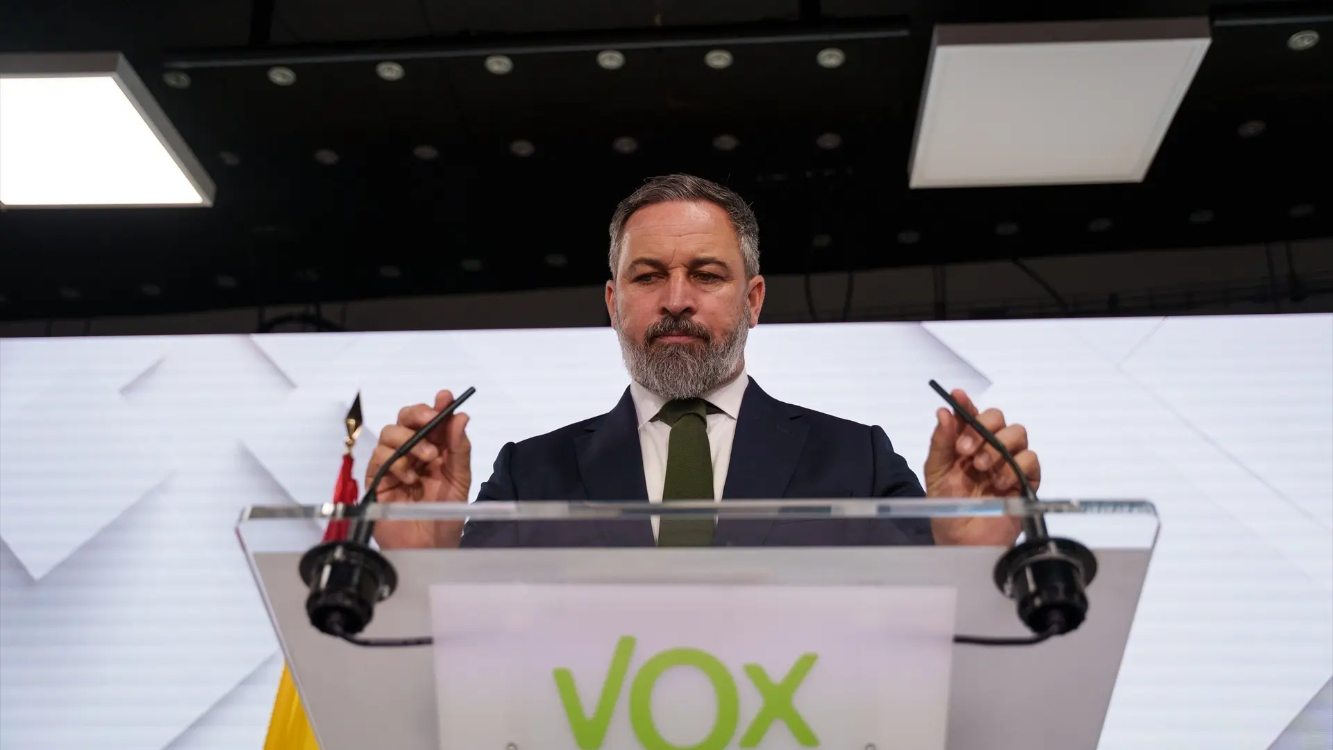 Vox acepta ser "el malo" en Aragón y Extremadura para ir a elecciones y no descarta entrar en los gobiernos