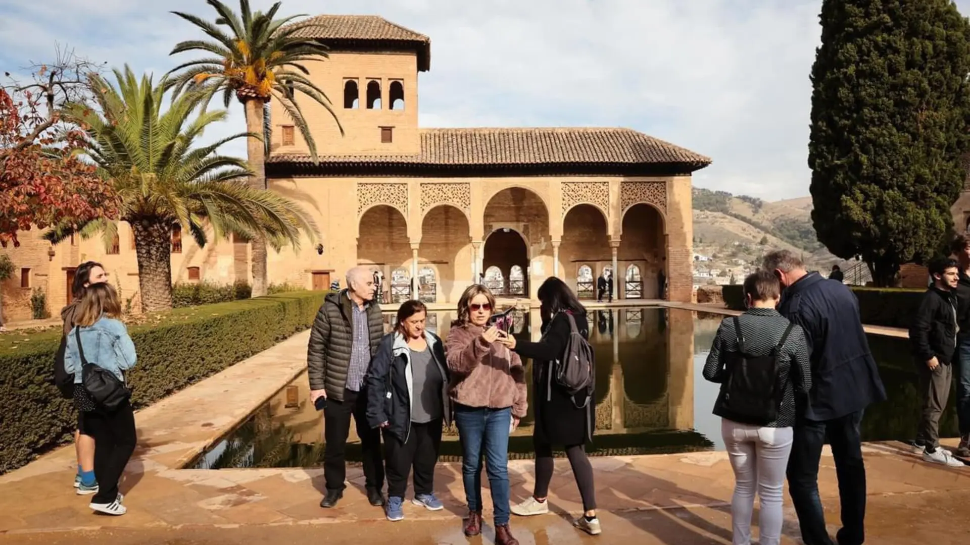 La Alhambra incrementa el precio de la entrada general hasta los 21 euros a partir del 1 de agosto thumbnail