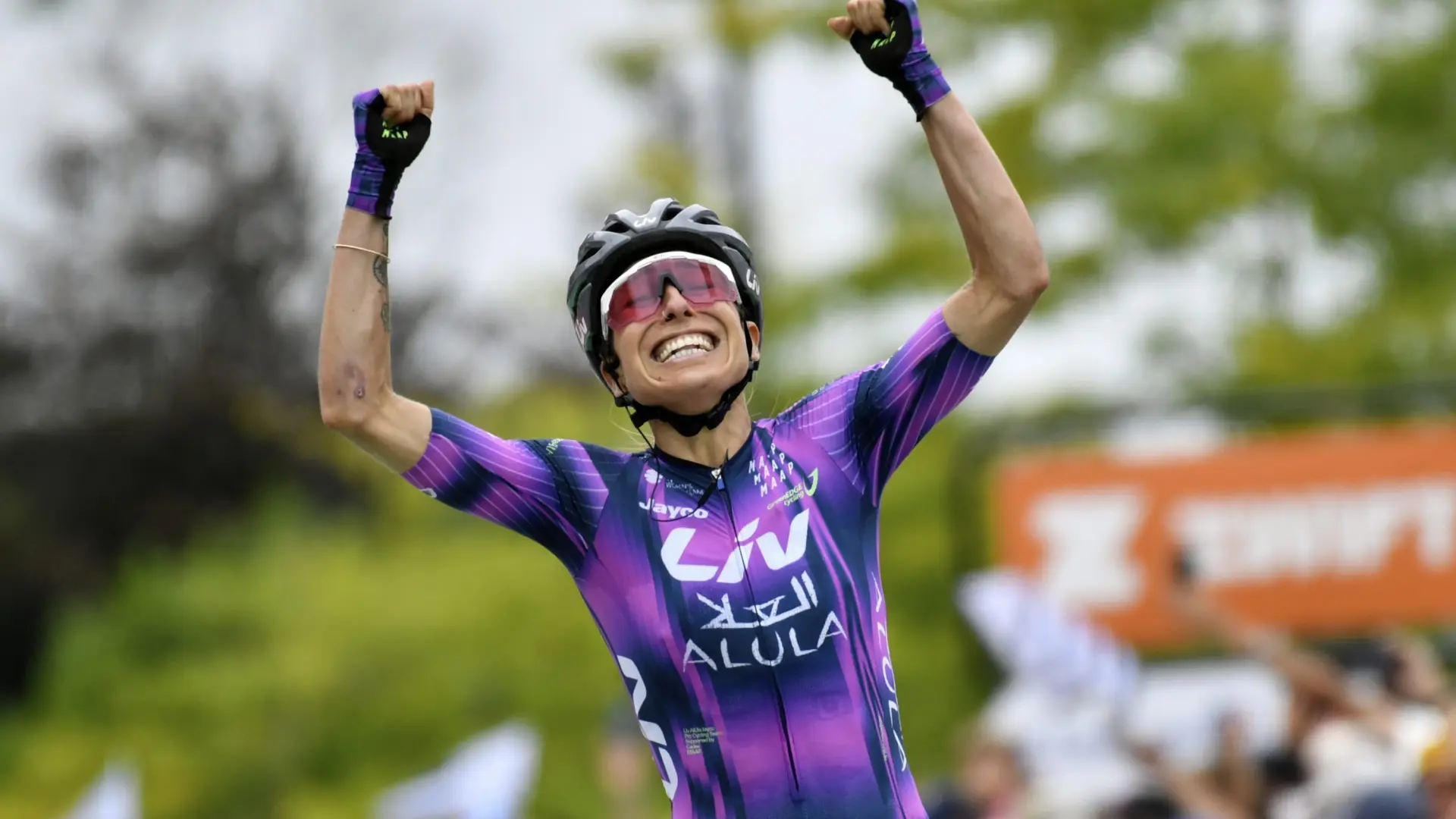 Histórica victoria de etapa de Mavi García en el Tour: la primera de una española... y lo hace con 41 años