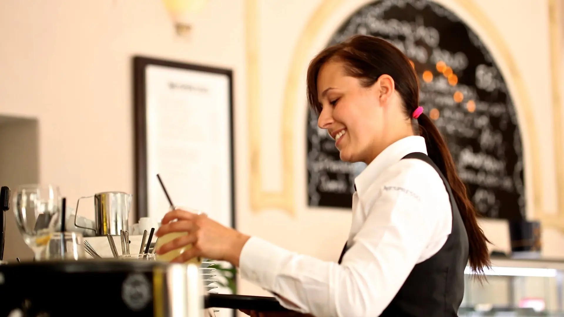 La inapropiada propuesta de trabajo de un restaurante a una mujer: "¿Sabes lo que es un sugar daddy?"