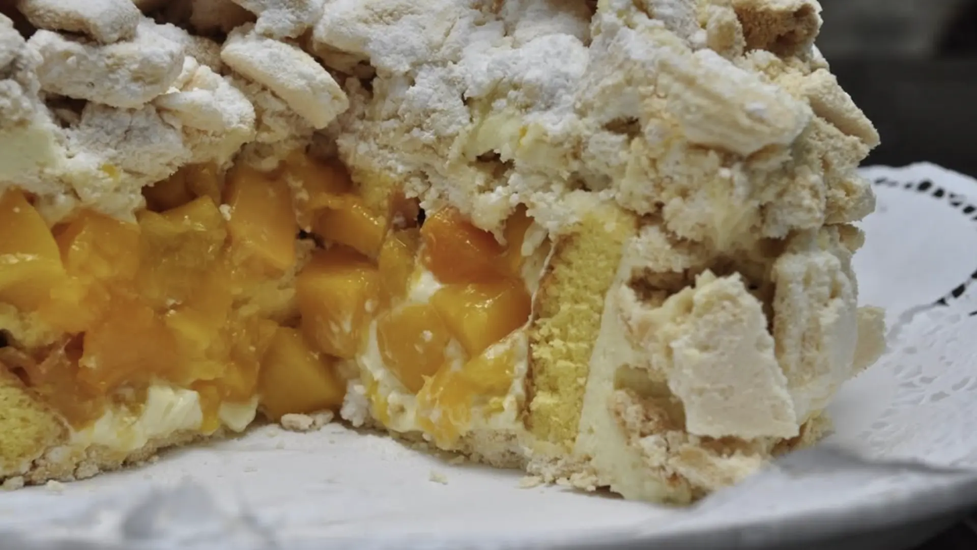 Descubre cómo preparar Chajá, el postre uruguayo perfecto para los días calurosos