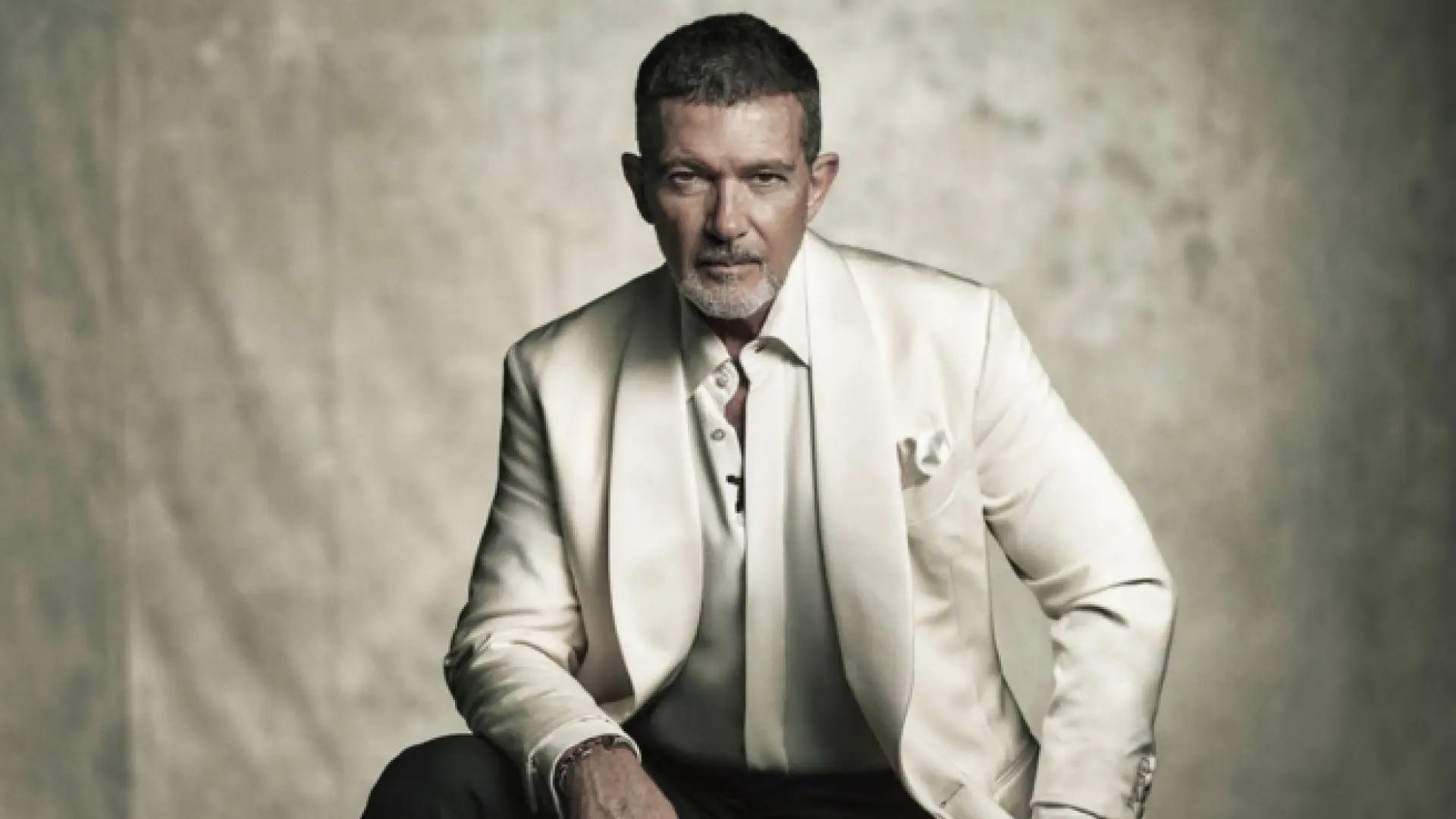 El entrenamiento con el que Antonio Banderas (65 años) está cuidando su corazón: "Lo importante es mantener la calma"