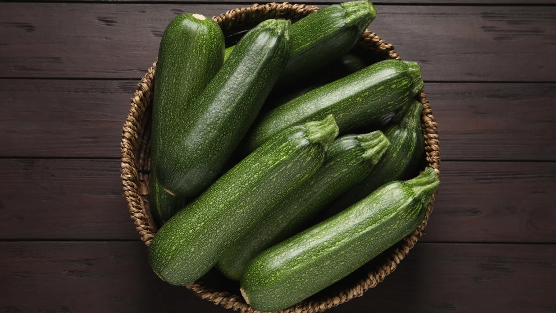 Boquerones de la huerta, la curiosa, sencilla y barata receta para comer el calabacín de forma distinta