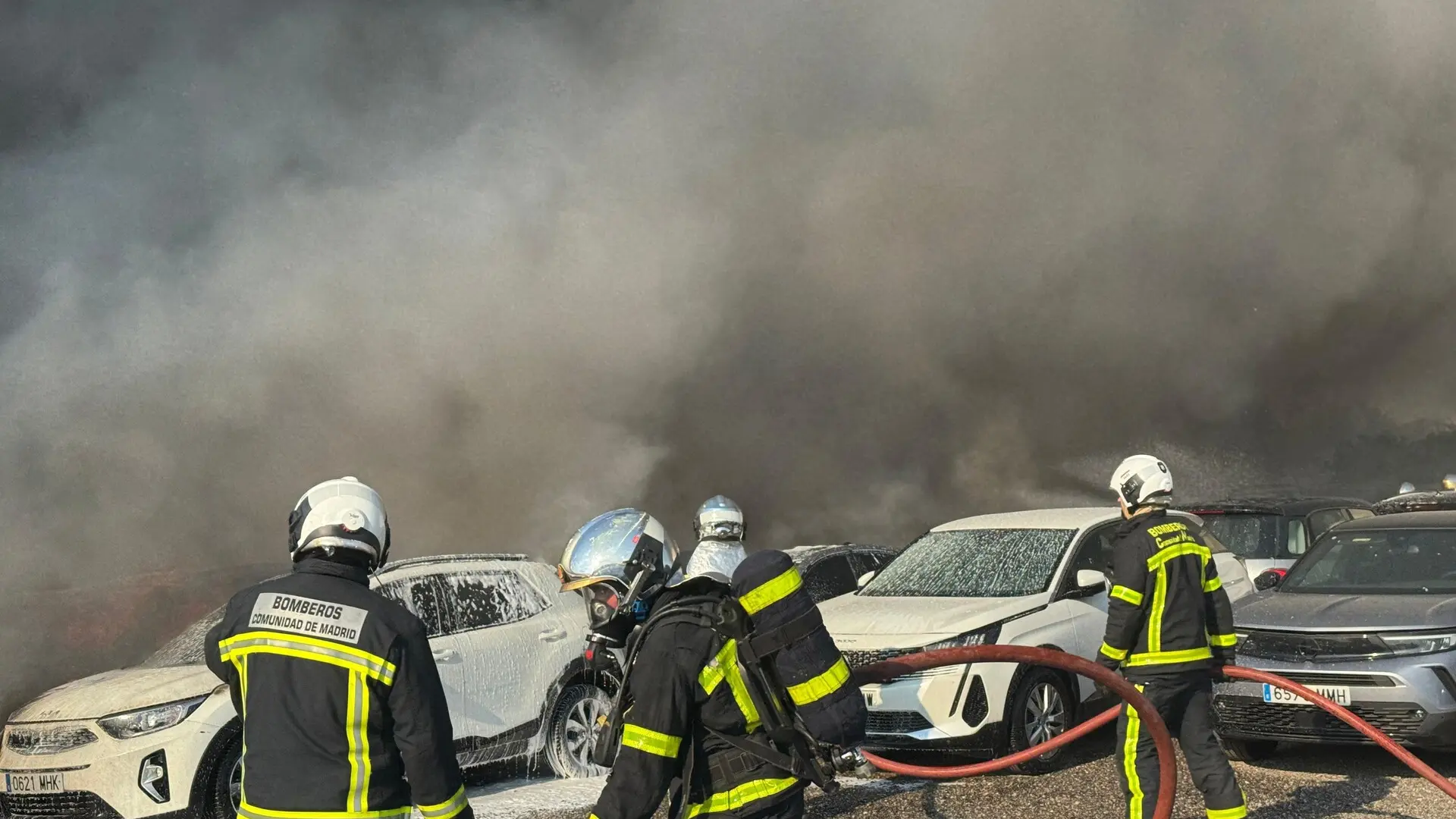 La Guardia Civil detiene a tres personas implicadas en 17 incendios cometidos en Madrid este verano thumbnail