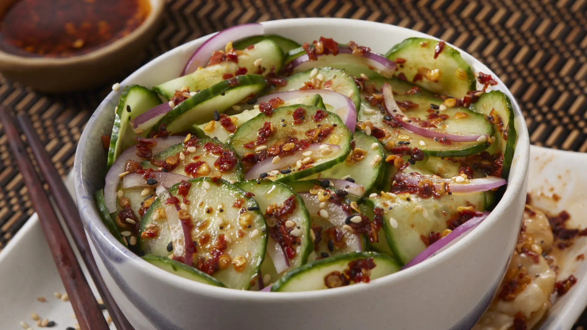 Rica y con sabor: la ensalada de pepino y menta que conquista el verano