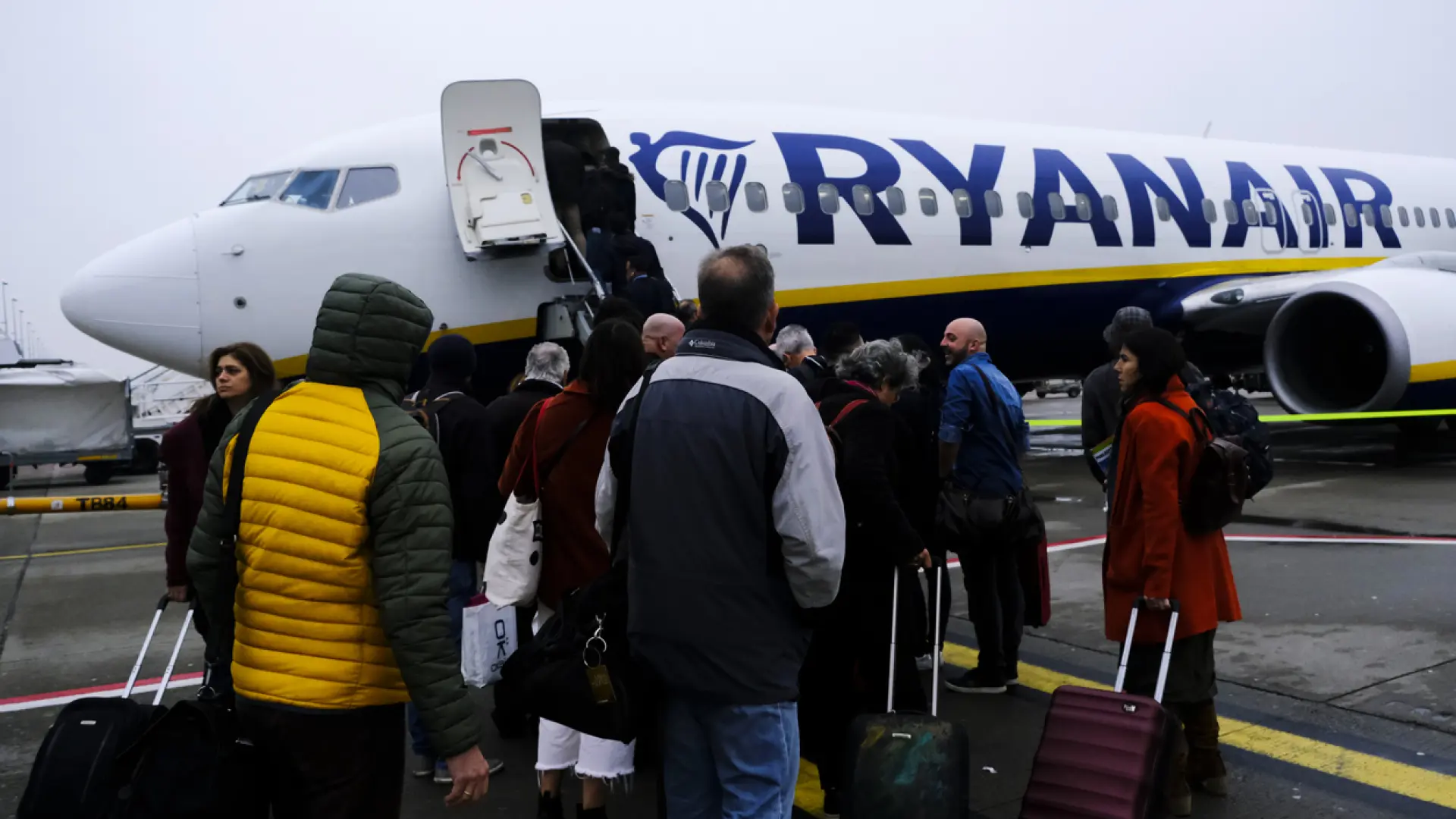 Ryanair elimina un millón de asientos en invierno y deja de volar a Vigo, Valladolid, Jerez y Tenerife Norte