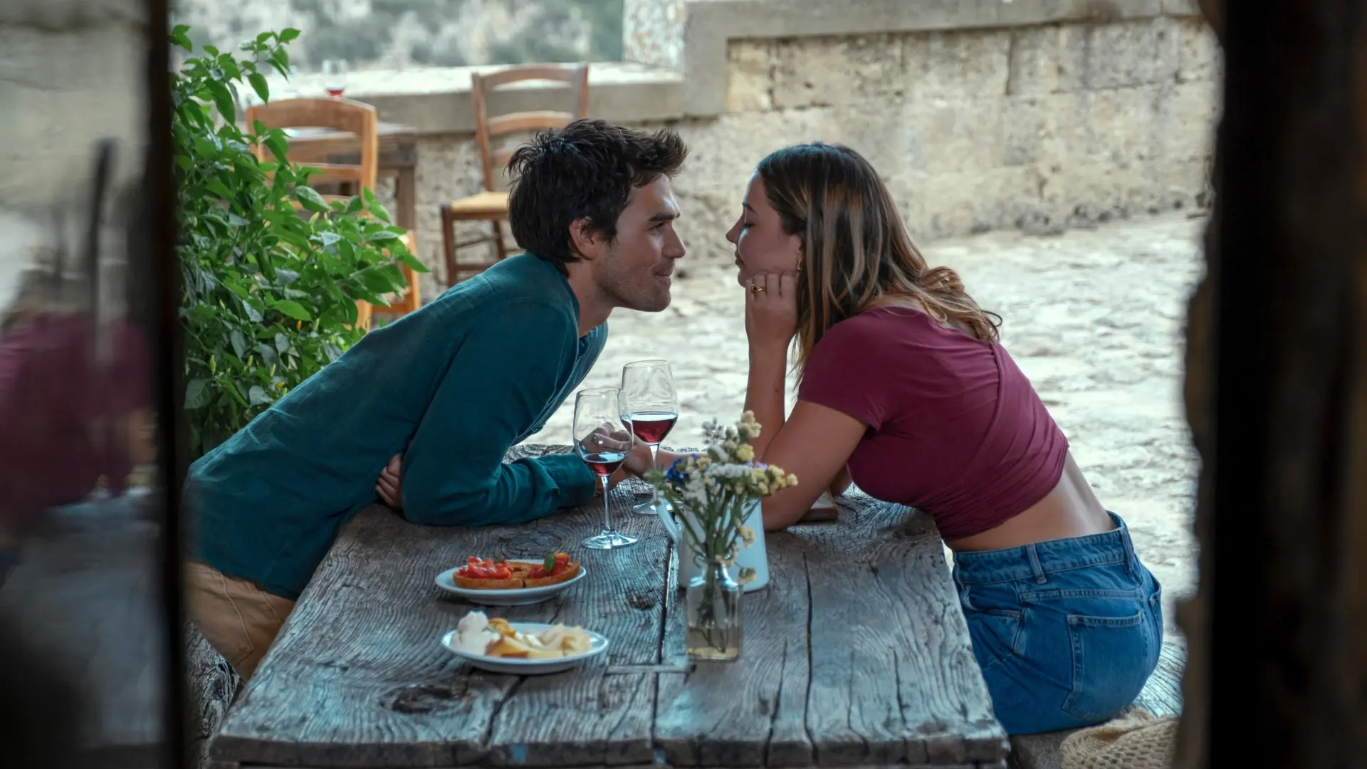 La película que tienes que ver antes de decir adiós al verano: un drama romántico que te está esperando en Prime Video
