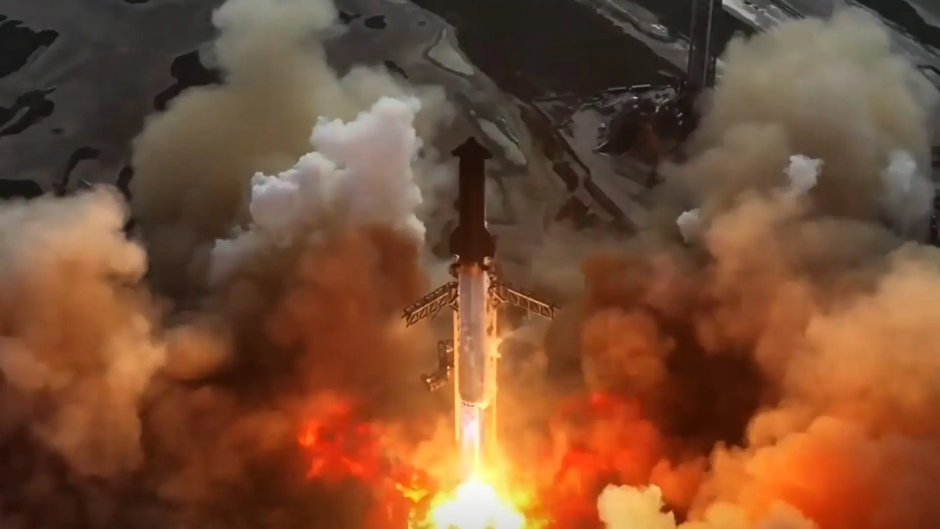 
         SpaceX inicia los trámites para la mayor salida a bolsa de la historia 
    