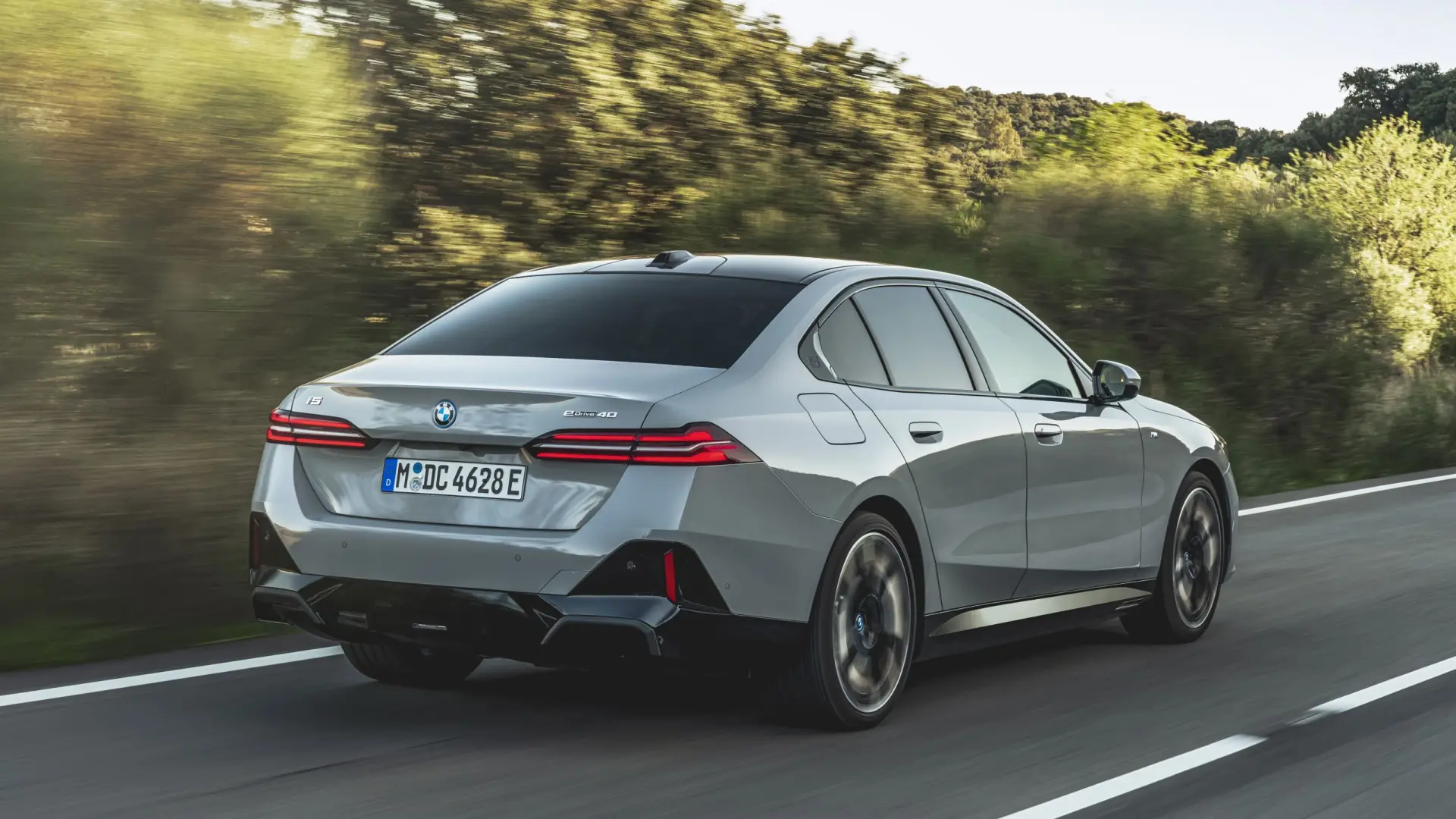 Hemos probado el i5 eDrive 40, la berlina eléctrica de BMW que es todo un cochazo