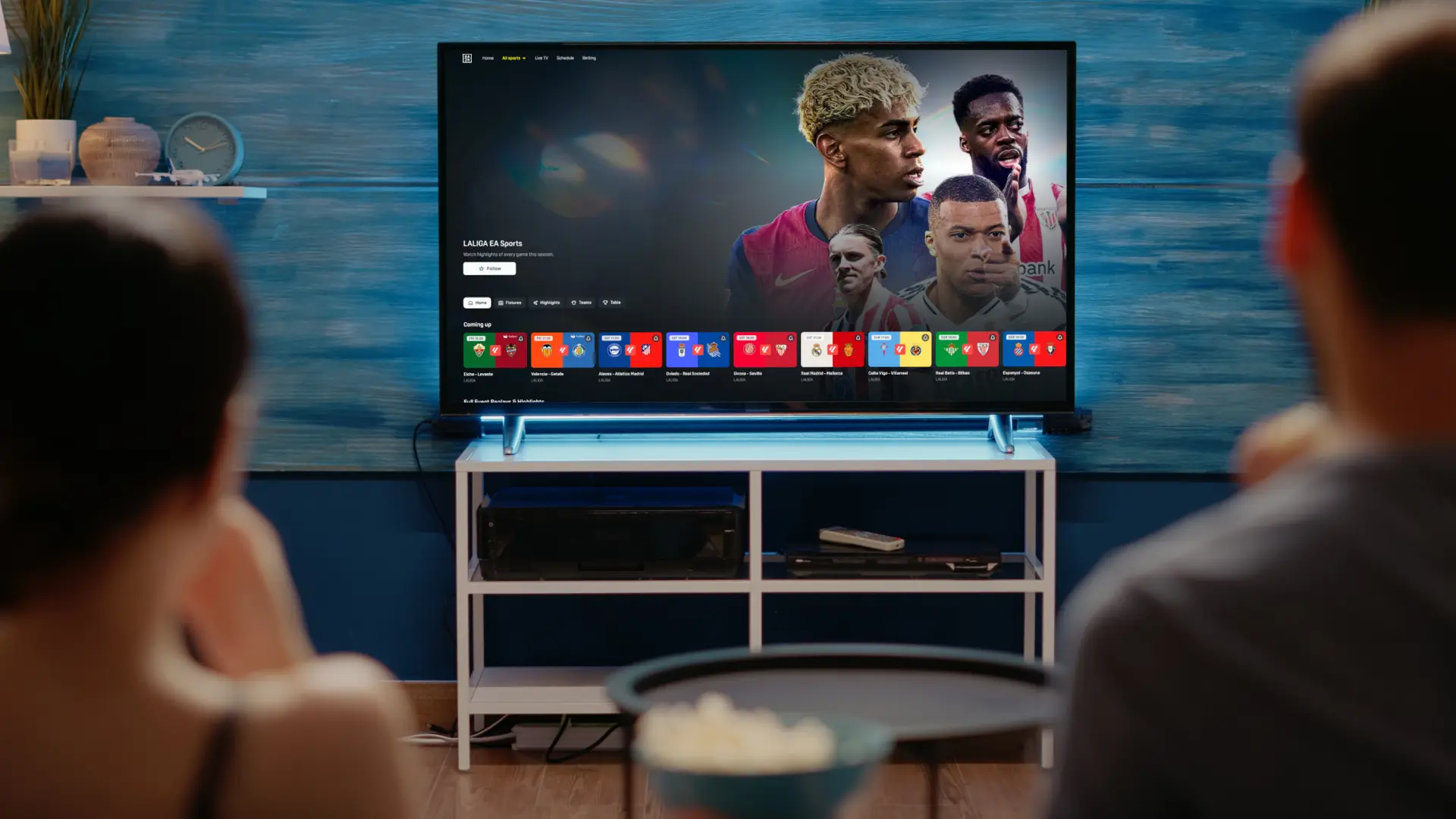 DAZN te rebaja hasta 115 euros: LaLiga, Fórmula 1, MotoGP y más por menos dinero si eres joven
