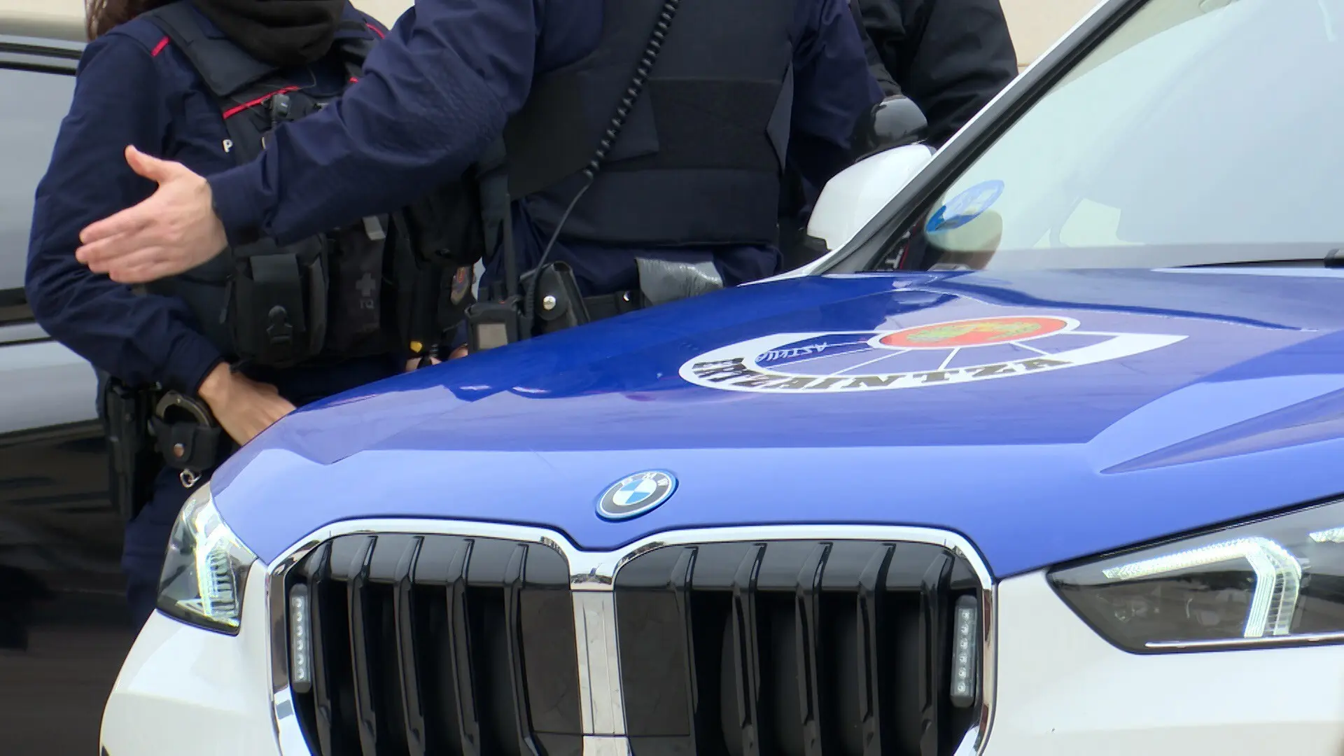A prisión por robar un vehículo en Hondarribia y amenazar al propietario con un destornillador