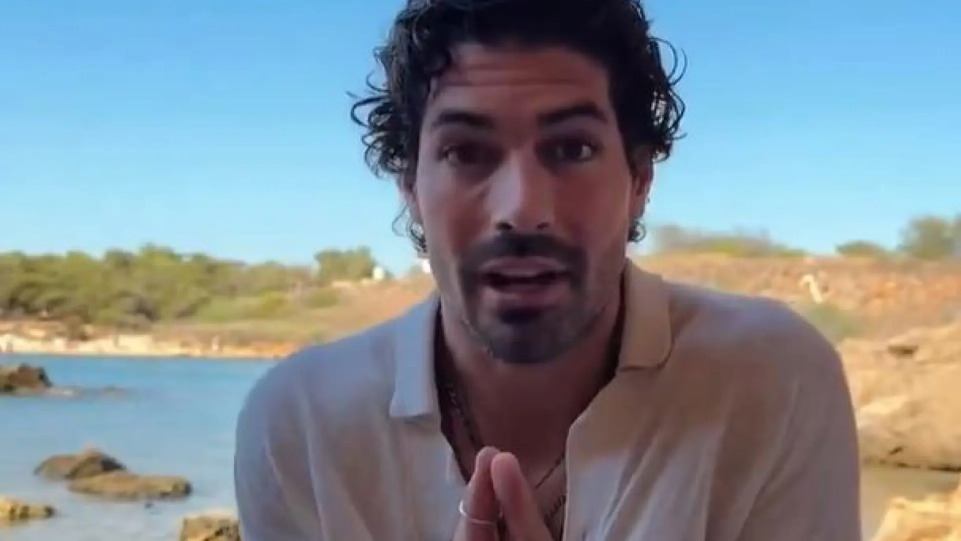 El modelo e 'influencer' Pablo Garna anuncia que deja las redes para entrar al seminario: "Lo único que quiero en la vida es ser santo"